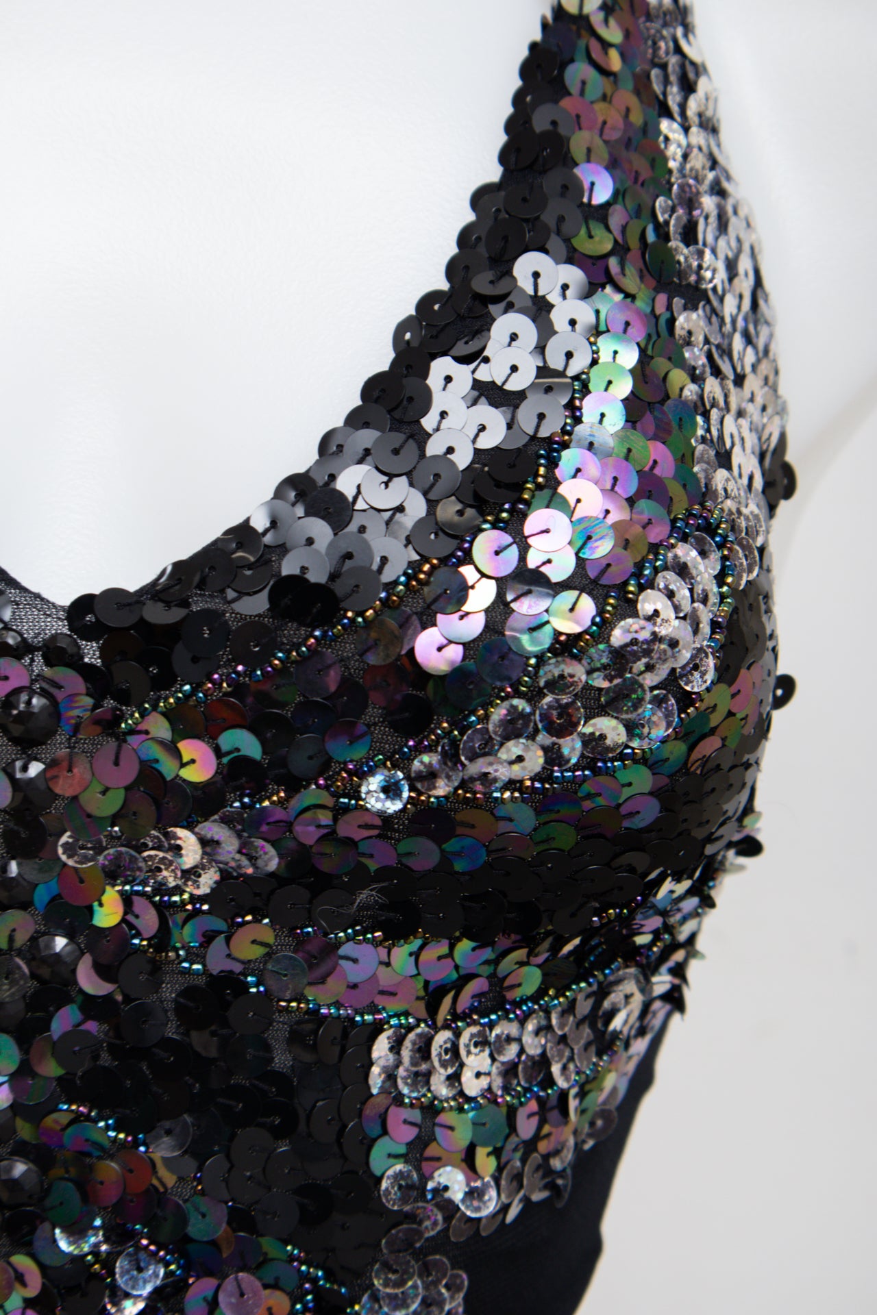 #94 Peng Da Camisole Top Black | c. 194 | Size 6/8