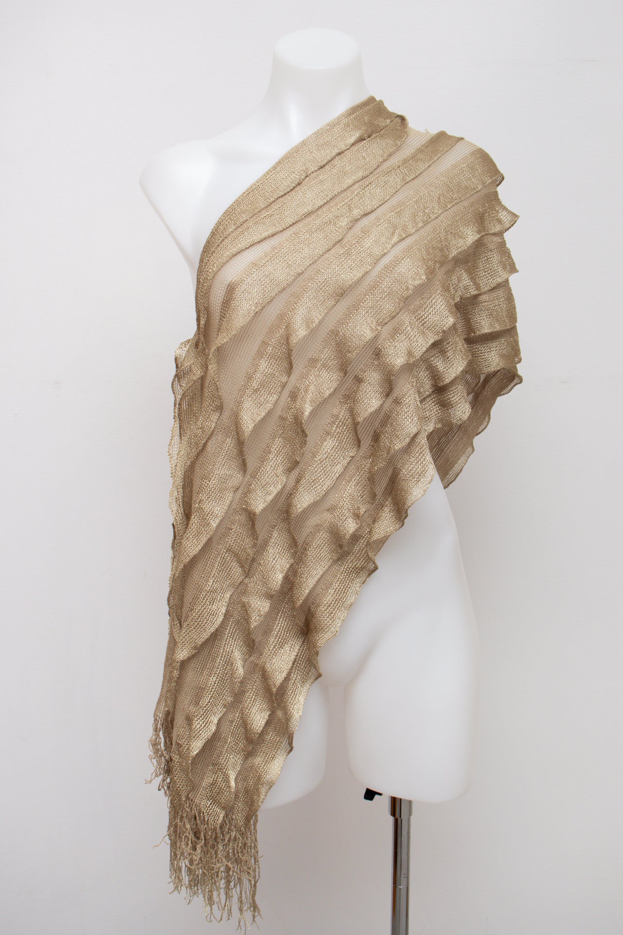 #113 Camisole Gold | c. 194 | Size 4/6/8