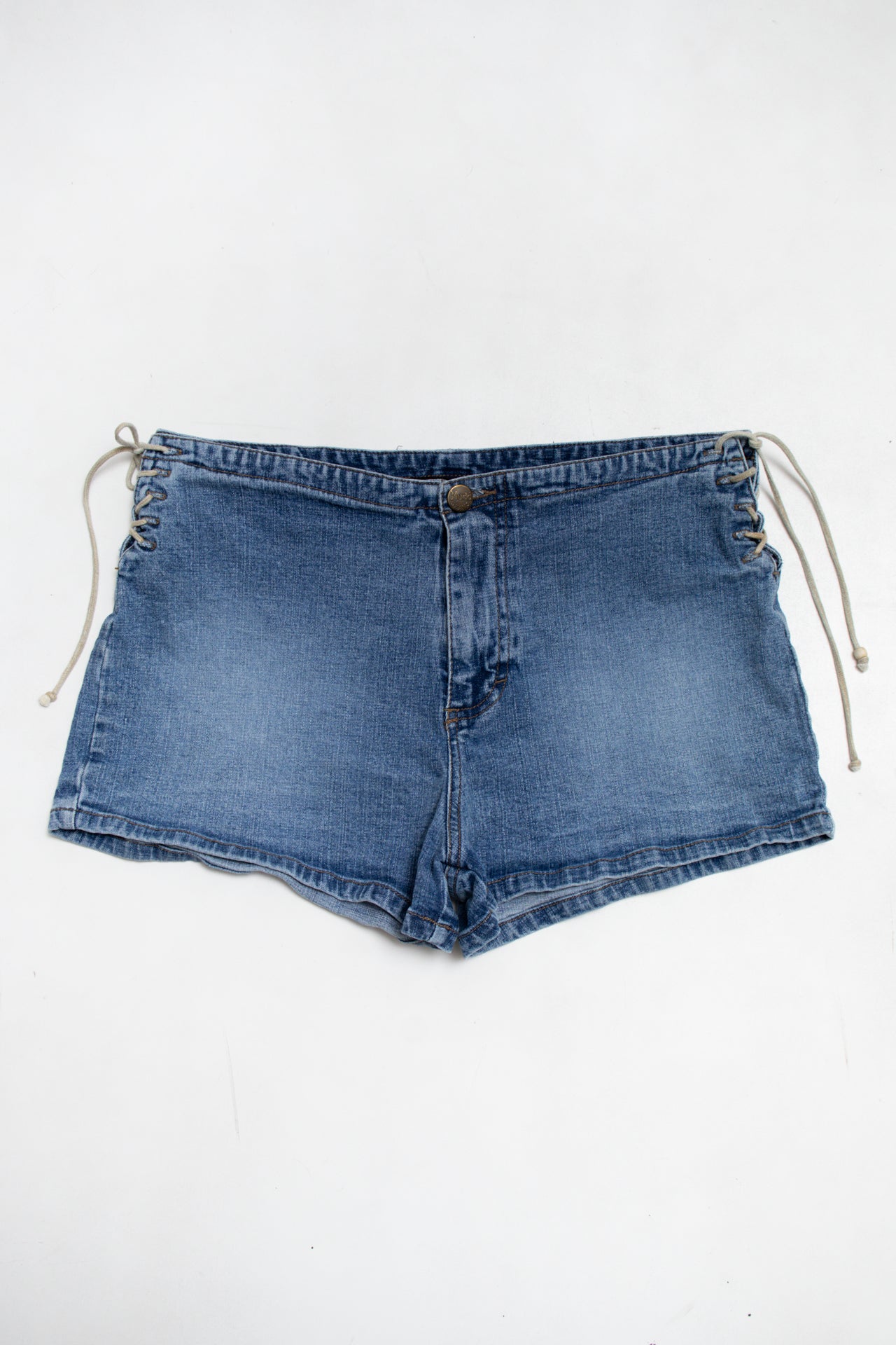 #151 Mudd Shorts Blue | c. 190 | Size 8