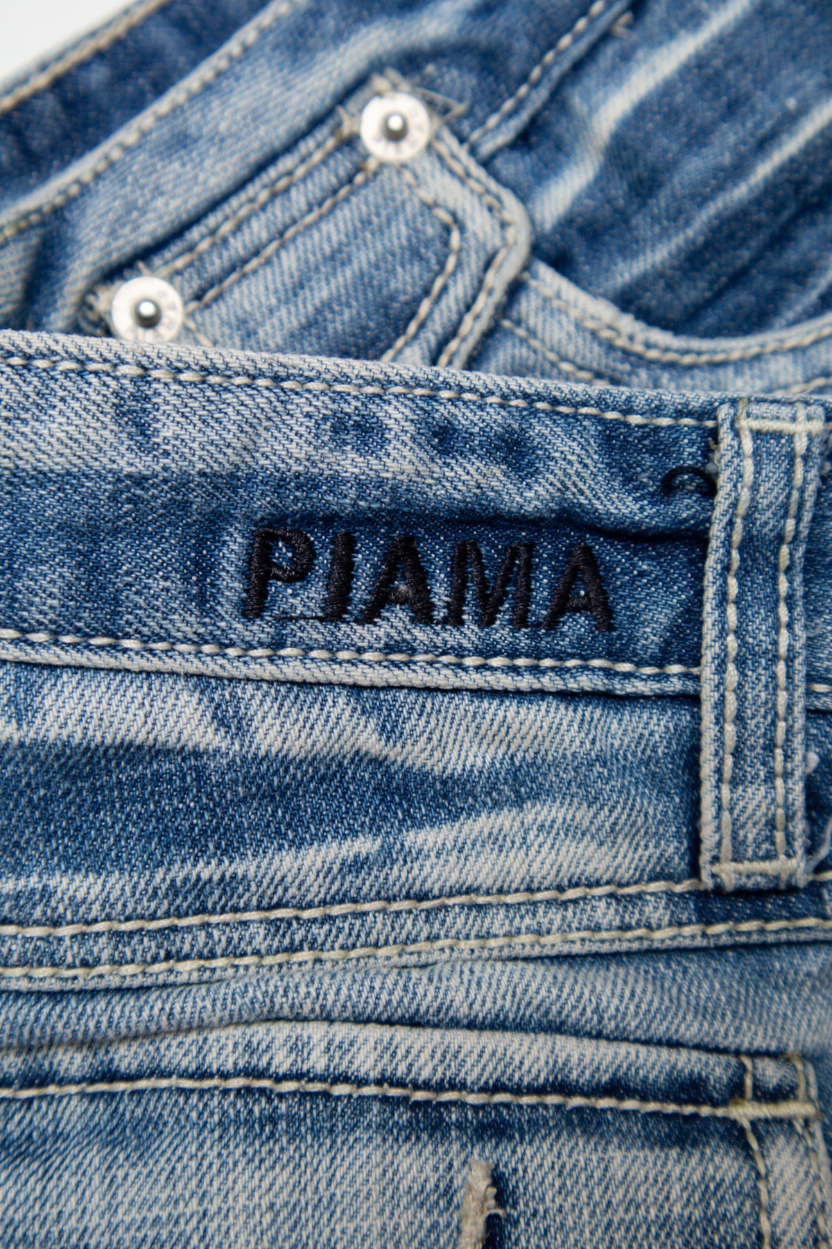 #061 Piama Denim Shorts Blue | c. 204 | Size 6