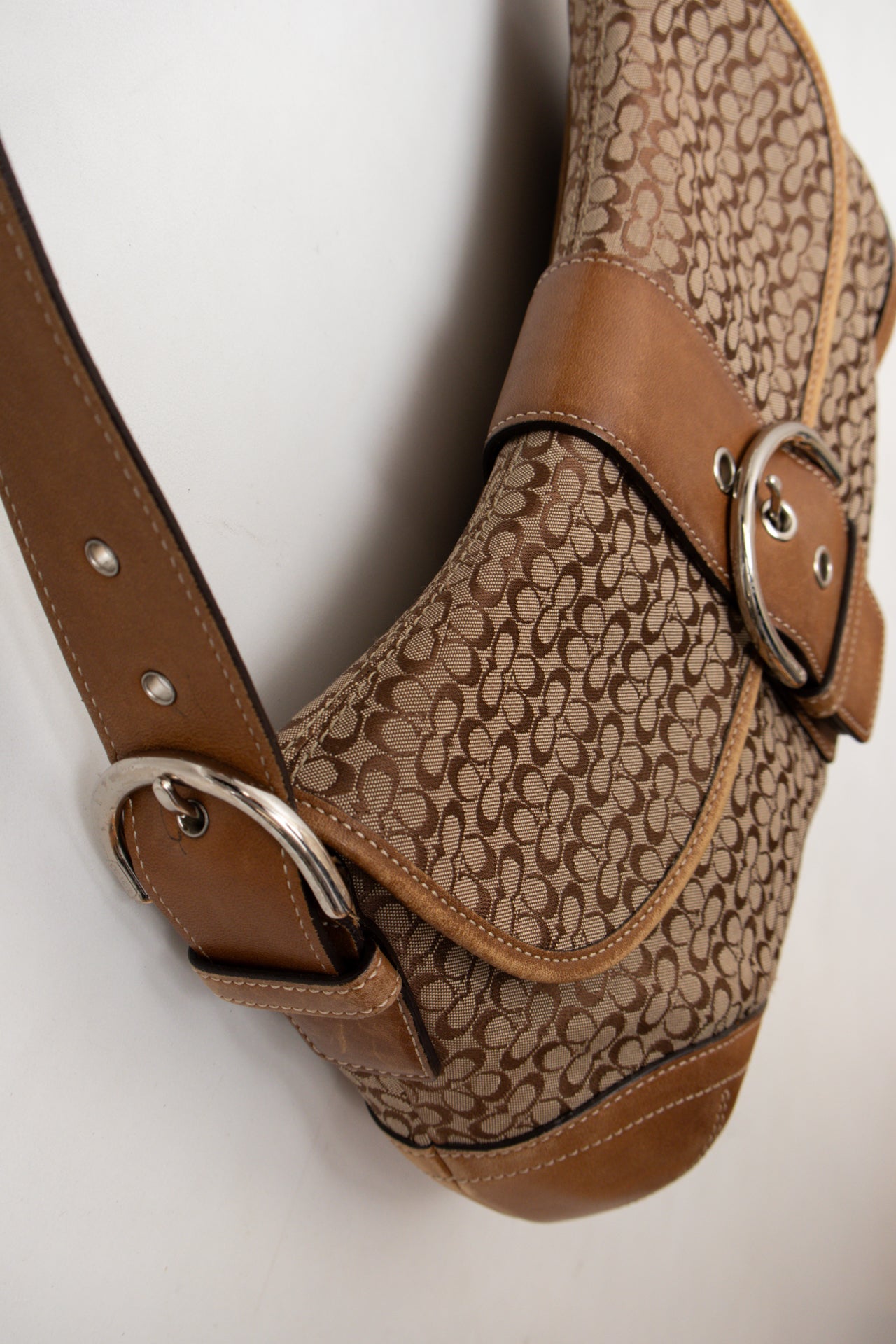 #191 Coach Shoulder Bag Brown | c. 189 | Size