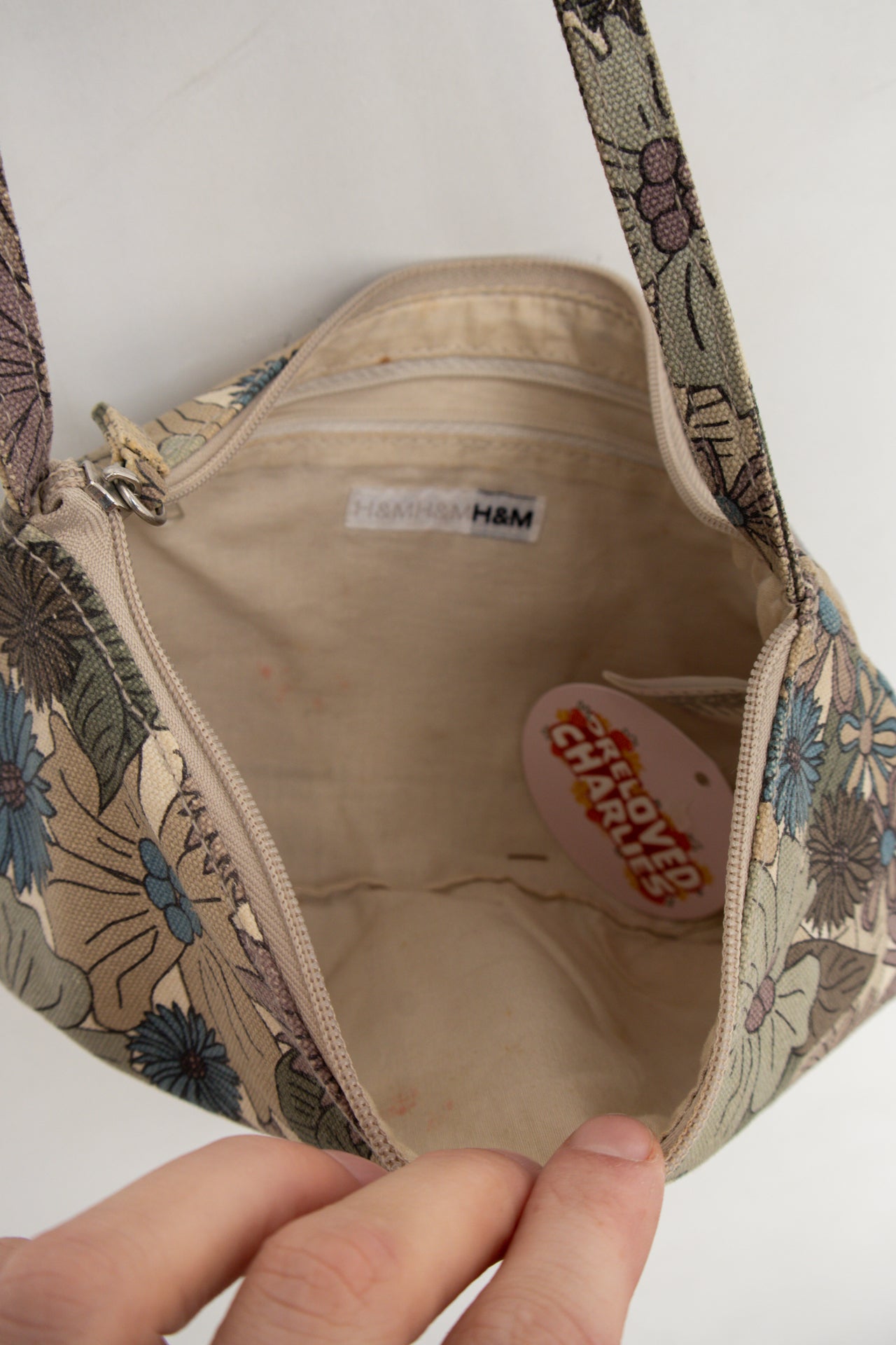 #186 H&M Shoulder Bag Beige | c. 197 | Size