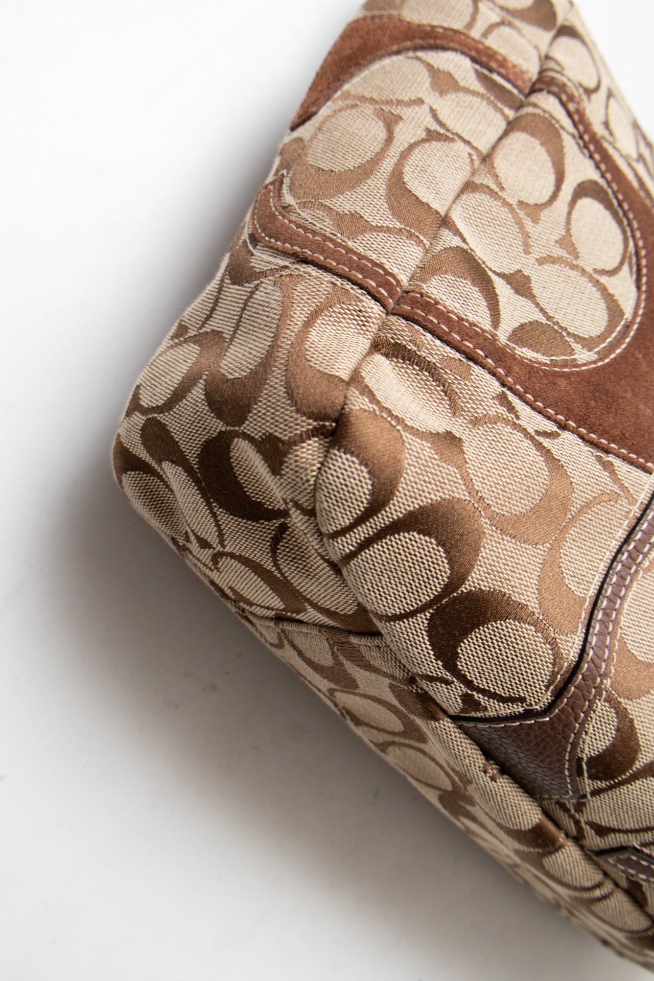 #201 Coach Shoulder Bag Brown | c. 203 | Size