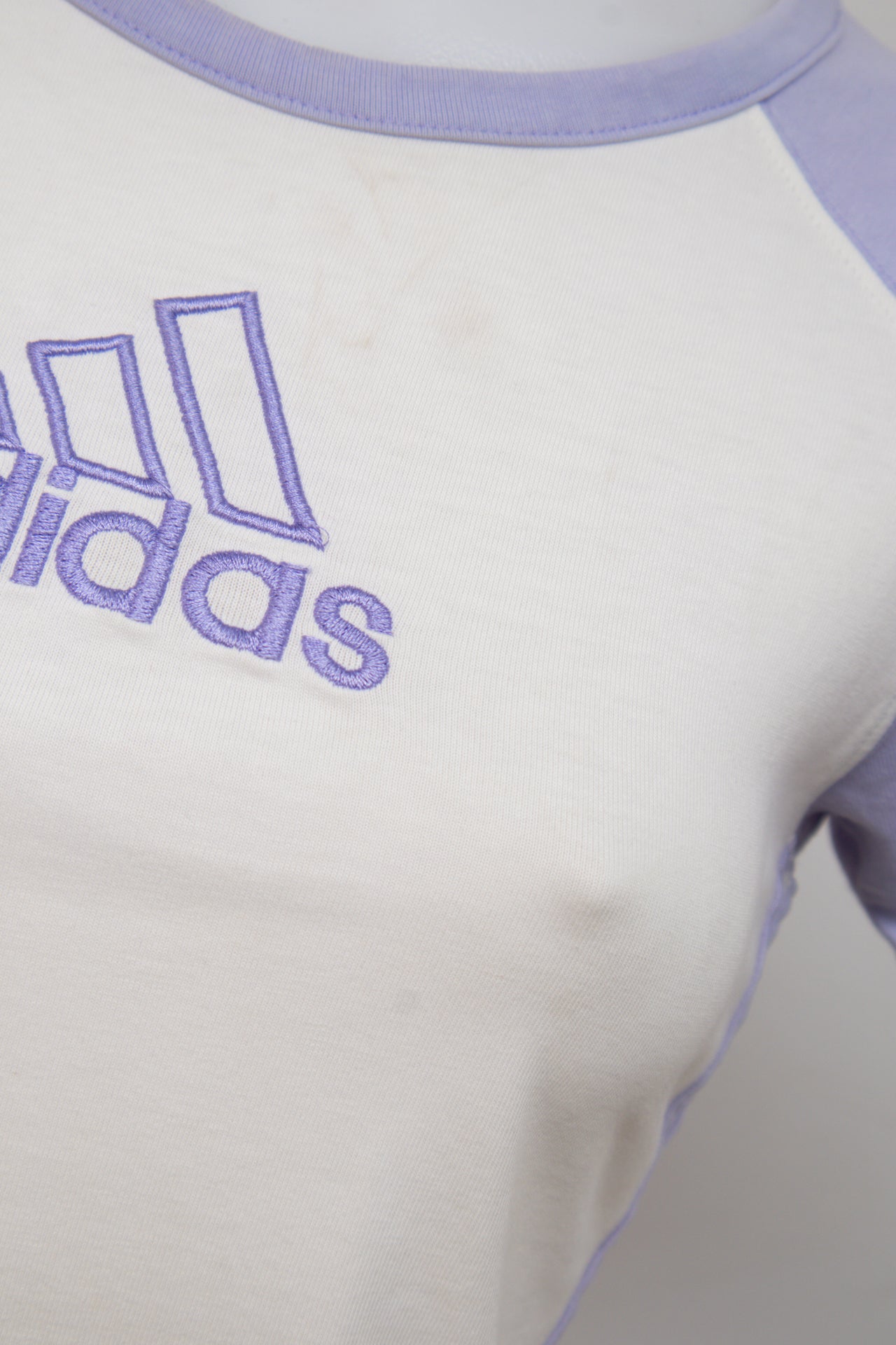 #047 Adidas Baby Tee White | c. 211 | Size 10