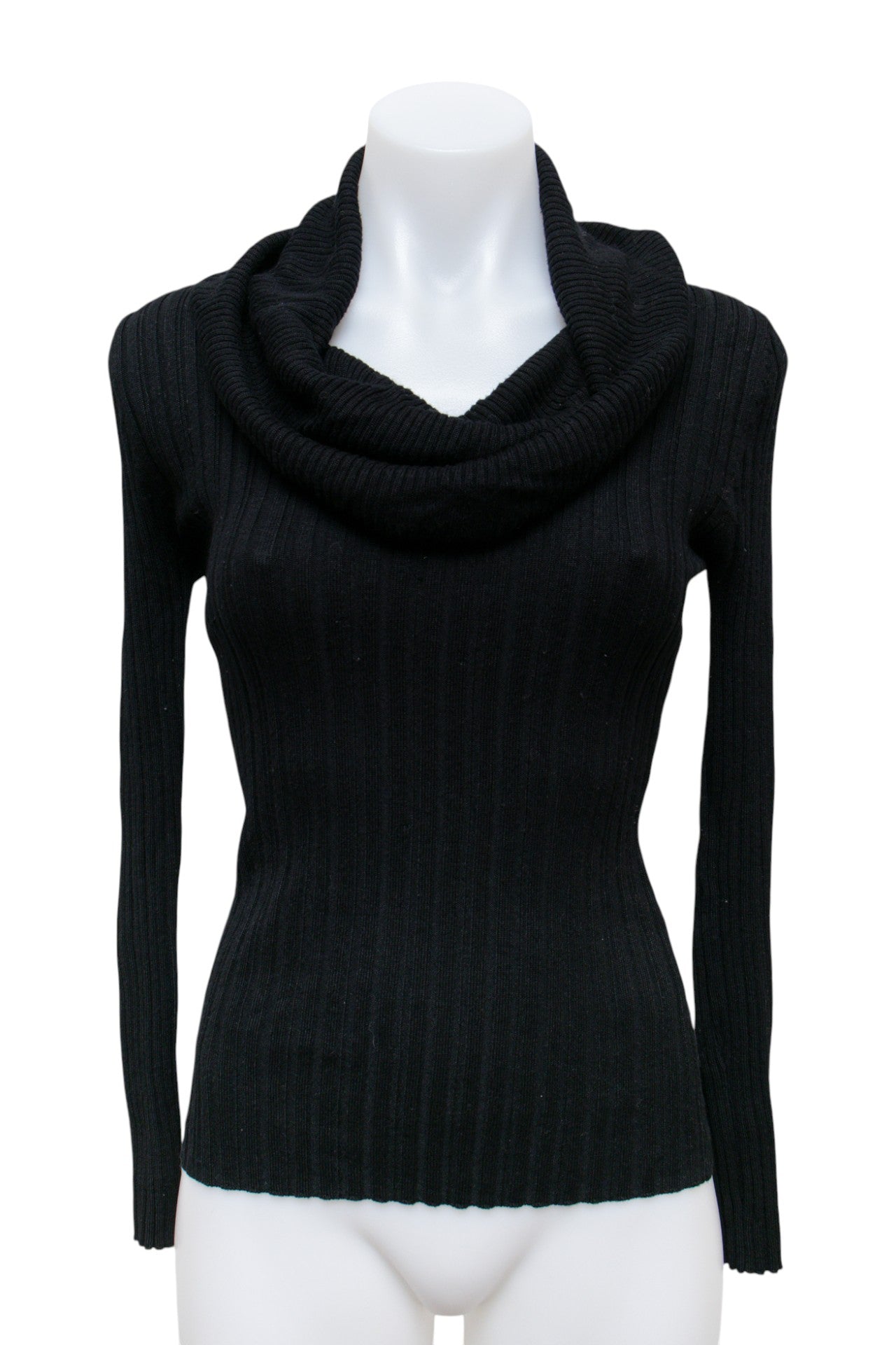 #82 Hooked Up By Iot T-shirt Black | c. 192 | Size 8/10