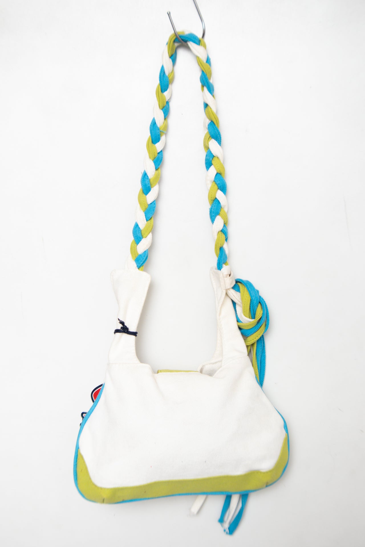 #157 Deadstock Killah Shoulder Bag White | c. 180