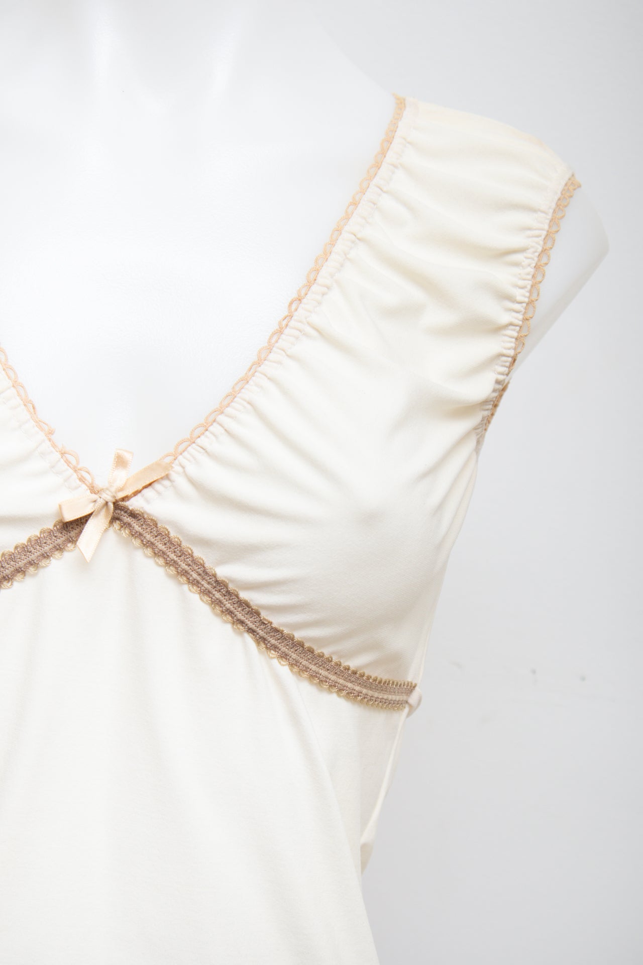 # Rave Cami Top White | c. 194 | Size 10