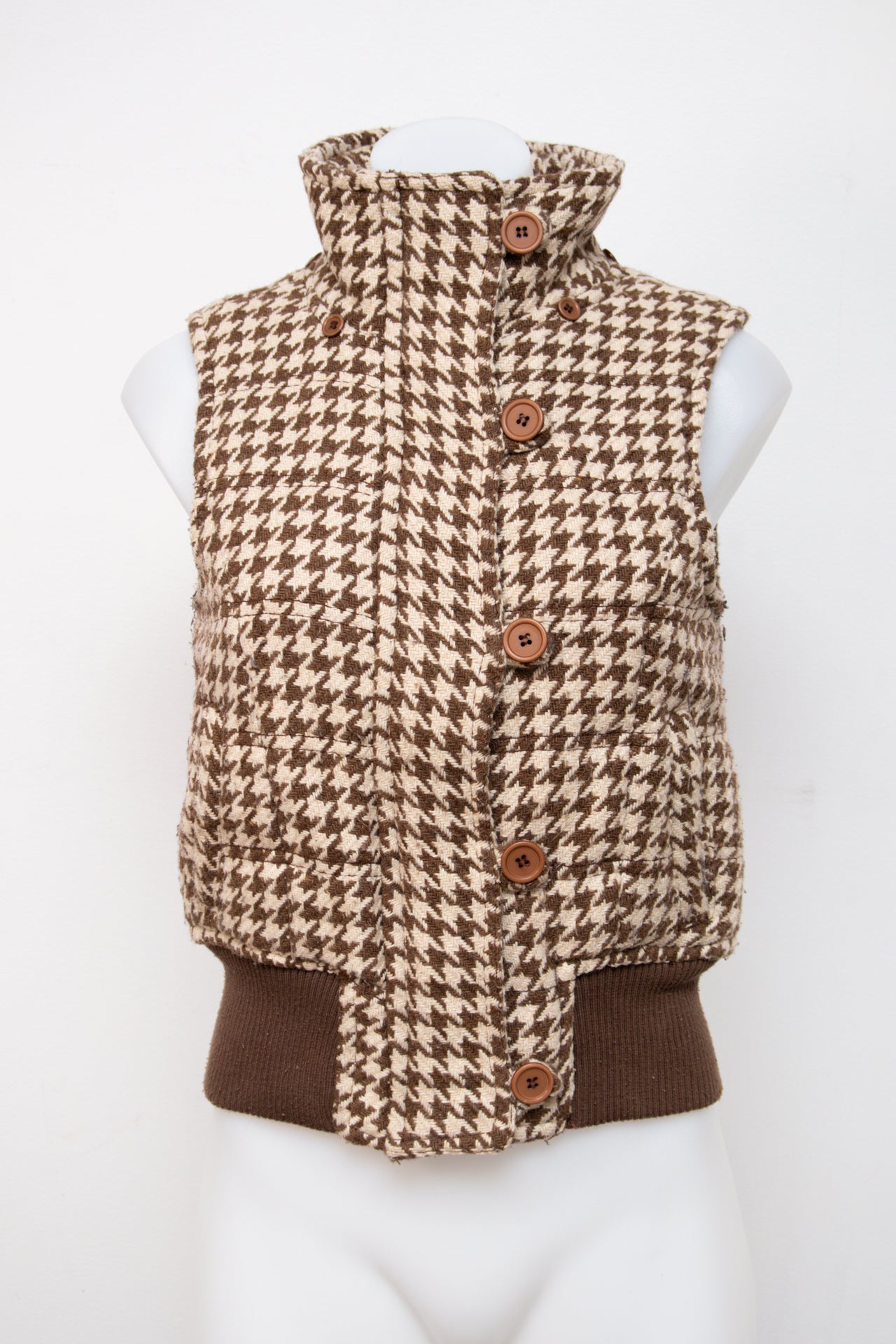 #059 Urban Behavior Tank Top Brown | c. 203 | Size 8