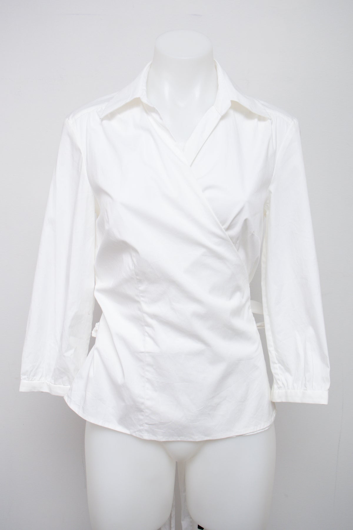 #044 Ann Taylor Long Sleeve White | c. 209 | Size 6