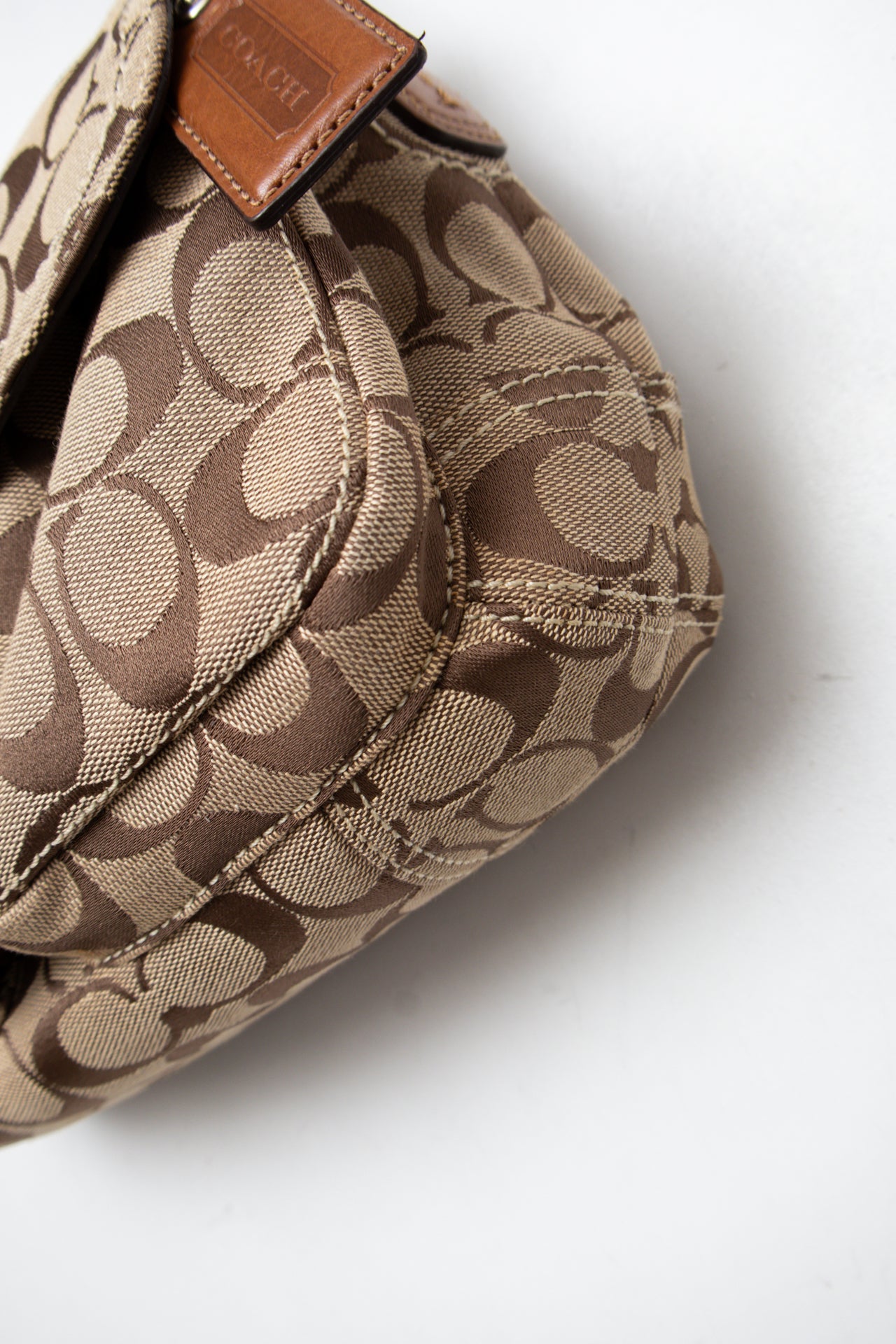 #179 Coach Shoulder Bag Brown | c. 202 | Size