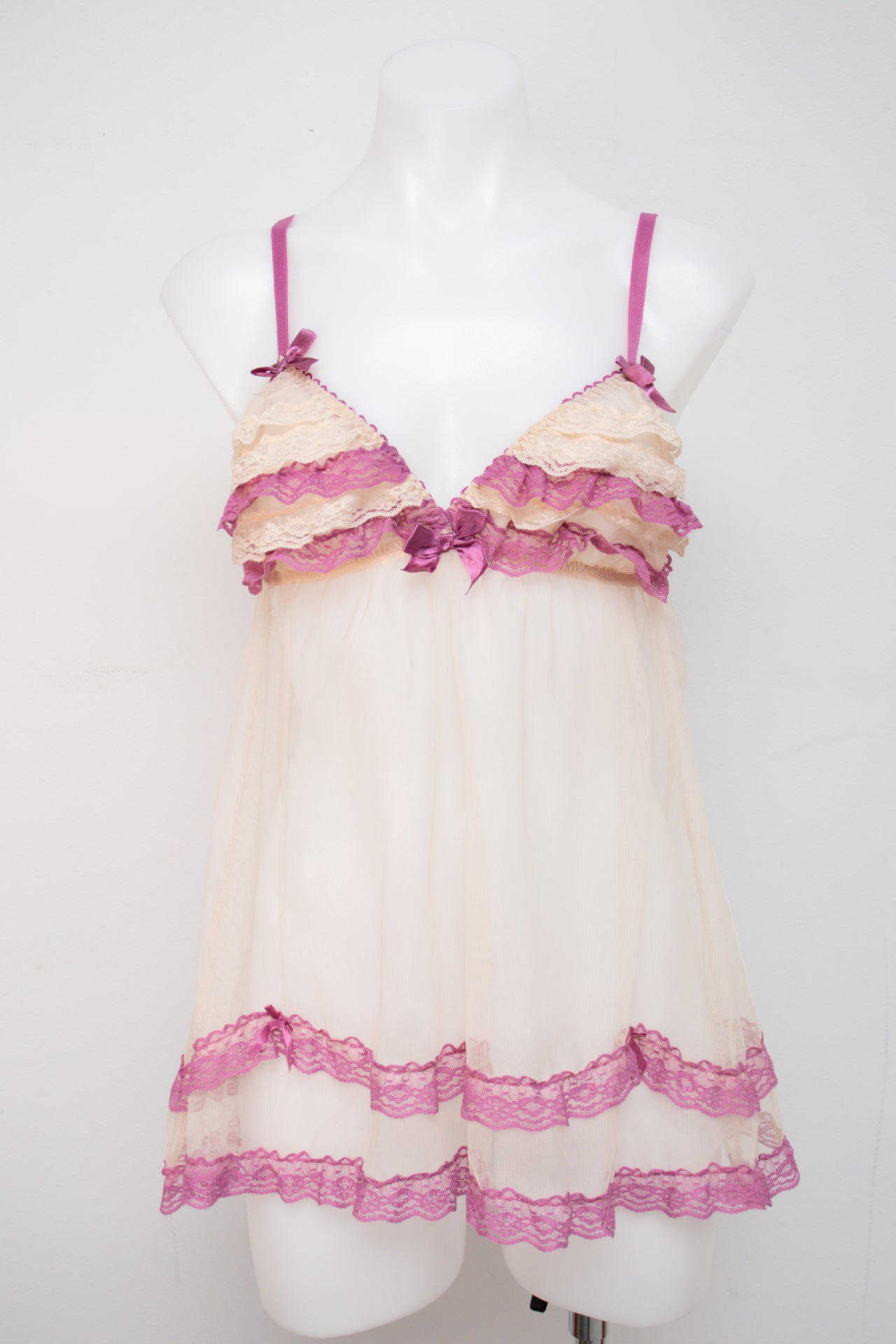 #010 Black Fuchsia Camisole Top Pink | c. 199 | Size 8