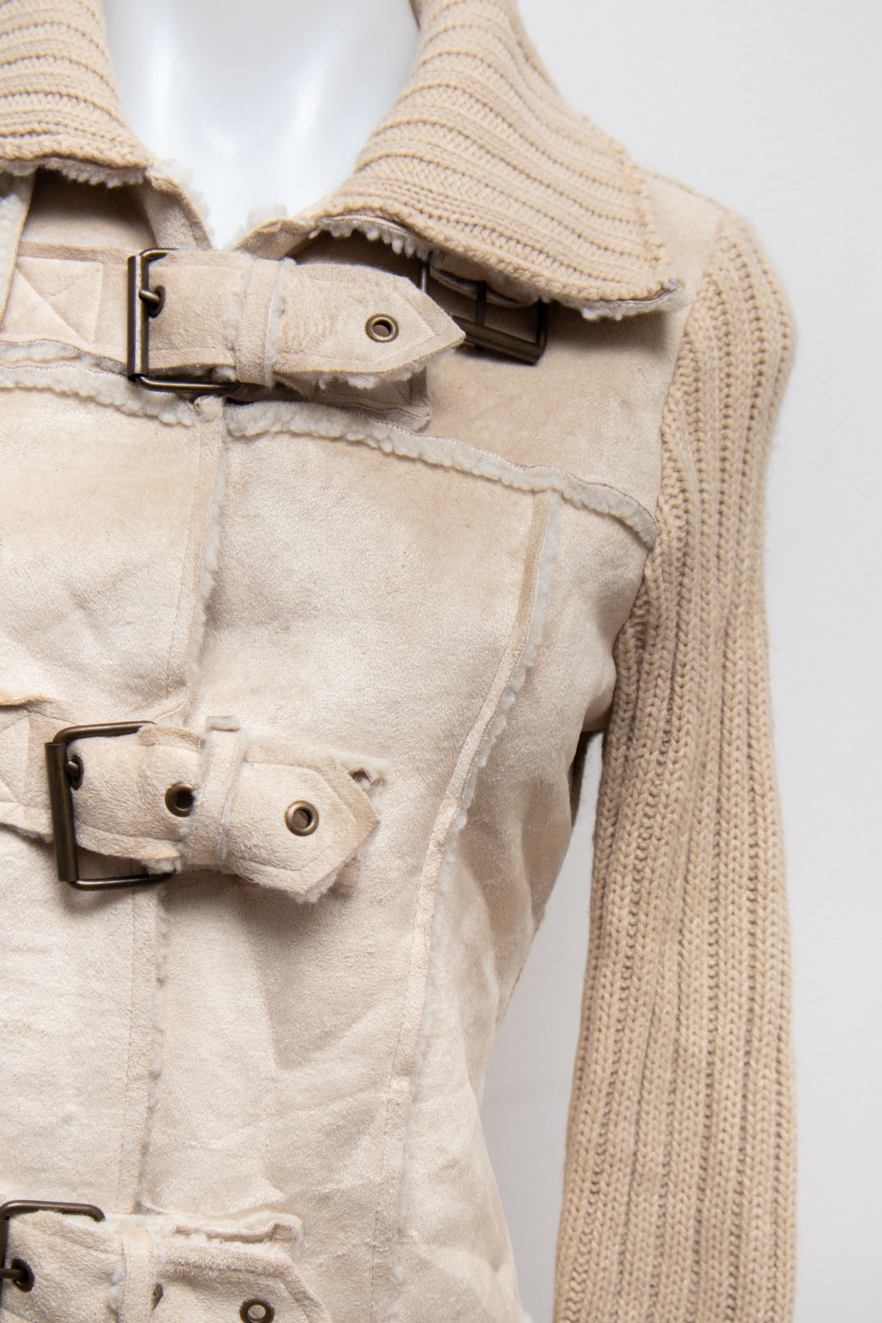 #94 Glimmer T-shirt Beige | c. 192 | Size 8