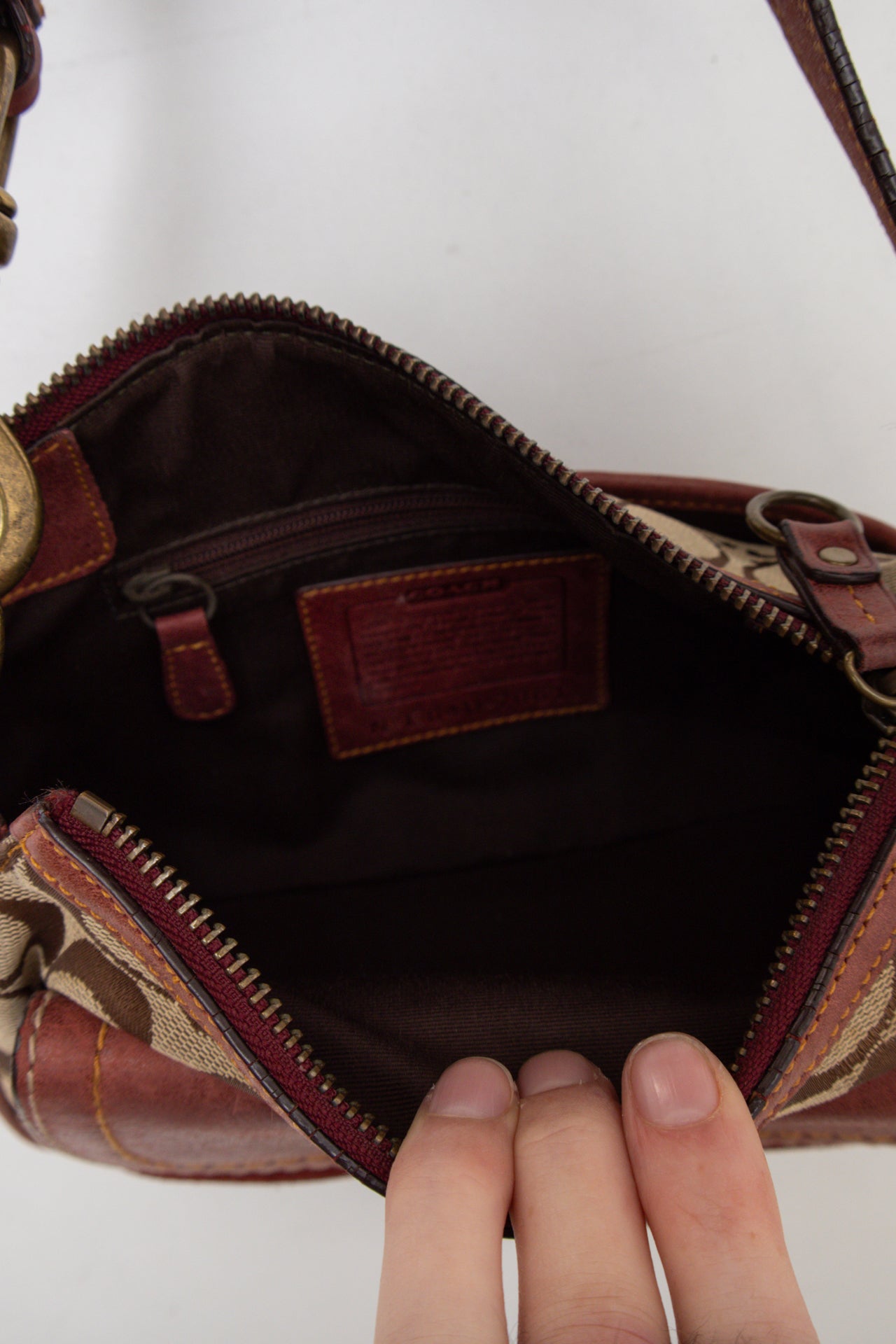 #188 Coach Shoulder Bag Brown | c. 196 | Size