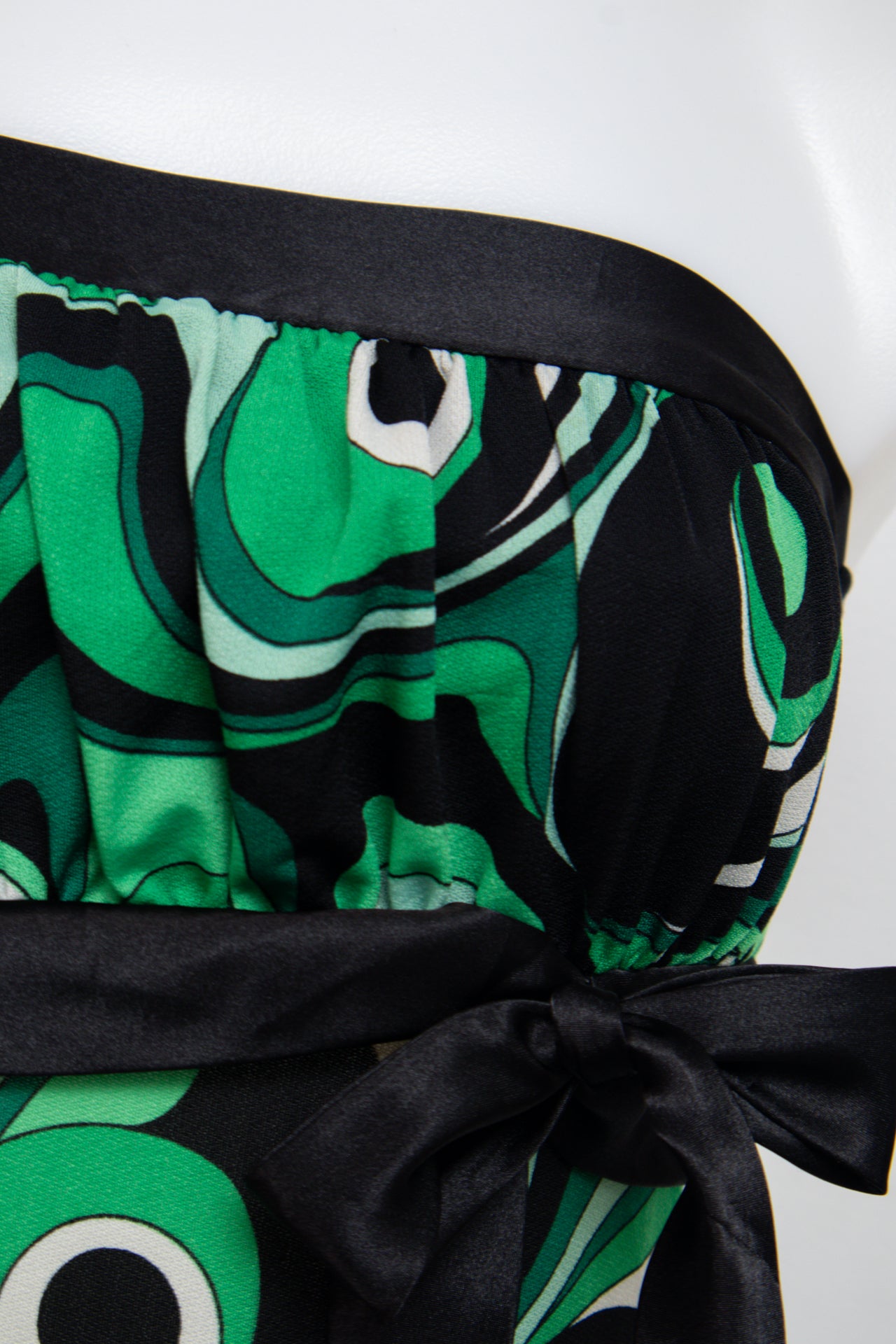 #108 Trixxi Halter Top Green | c. 206 | Size 8