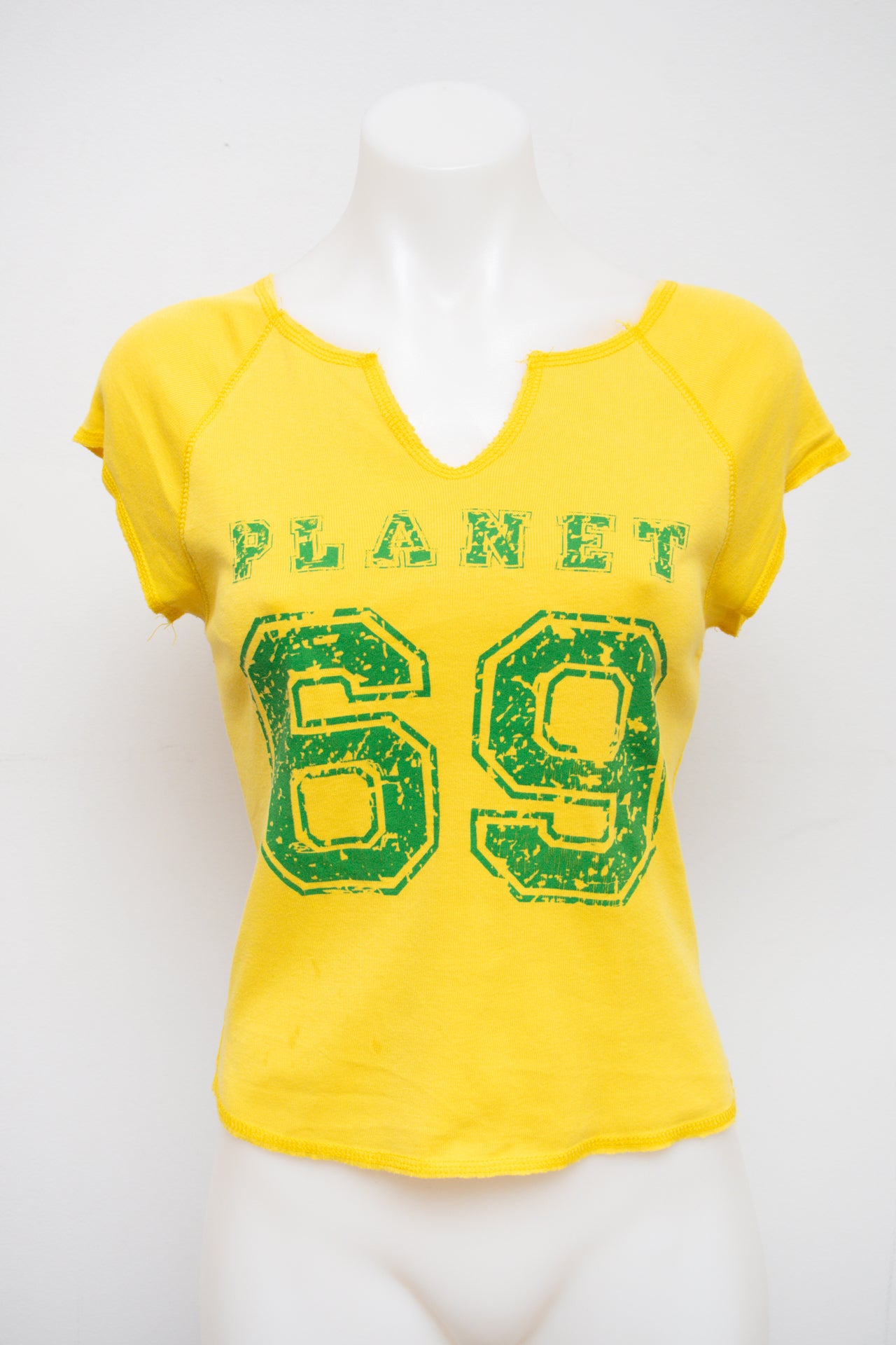 #66 T-shirt Yellow | c. 196 | Size 10