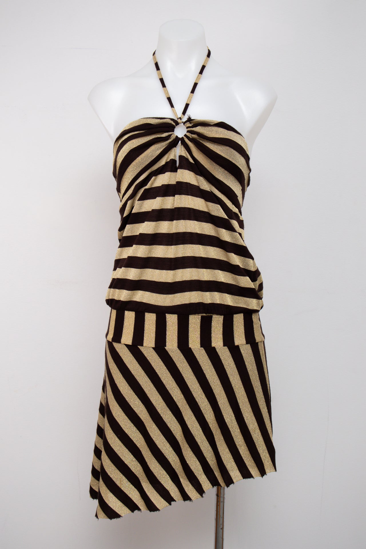 #091 M By Munthe Halter Top Gold | c. 201 | Size 8