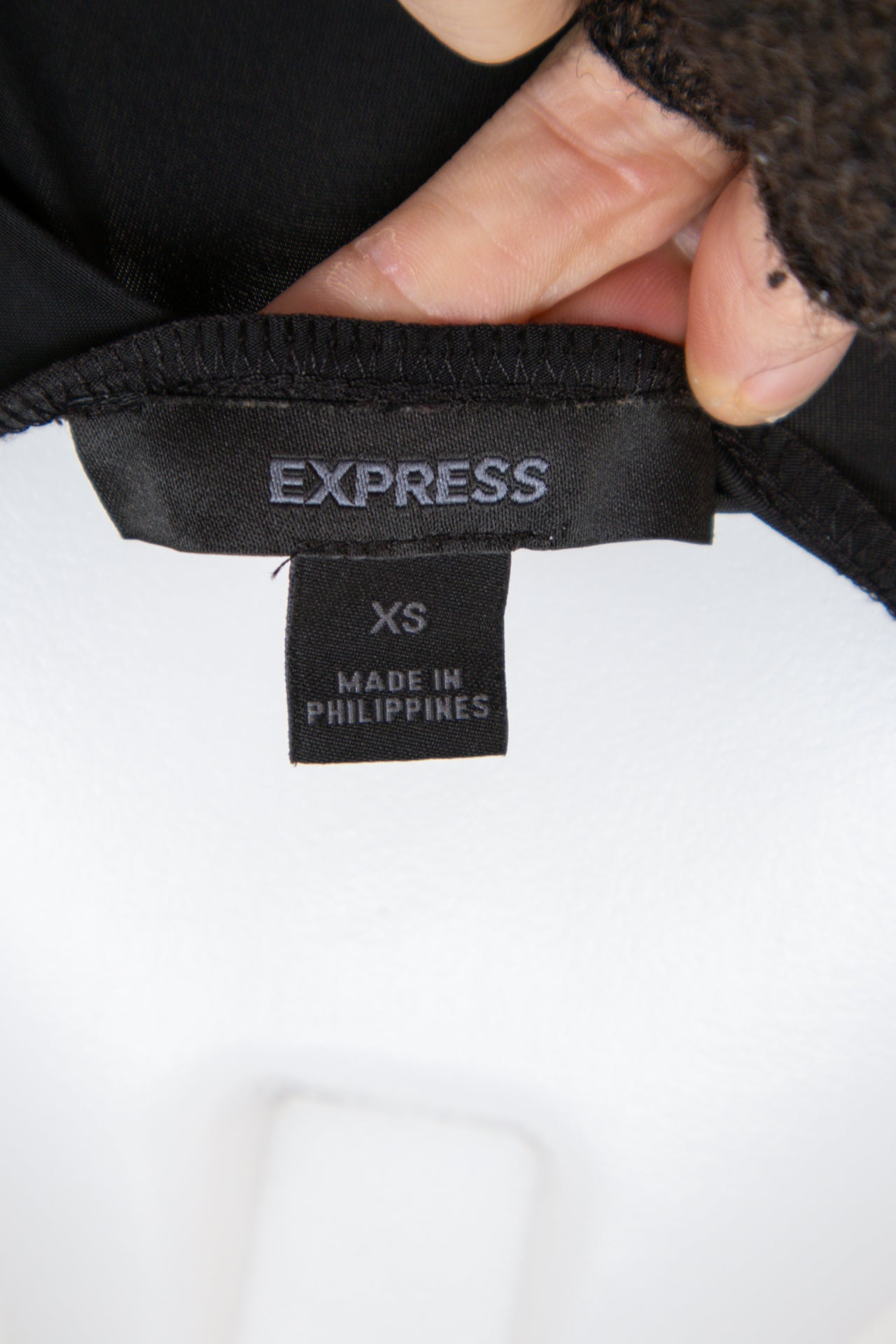 #144 Express Cami Top Black | c. 206 | Size 6