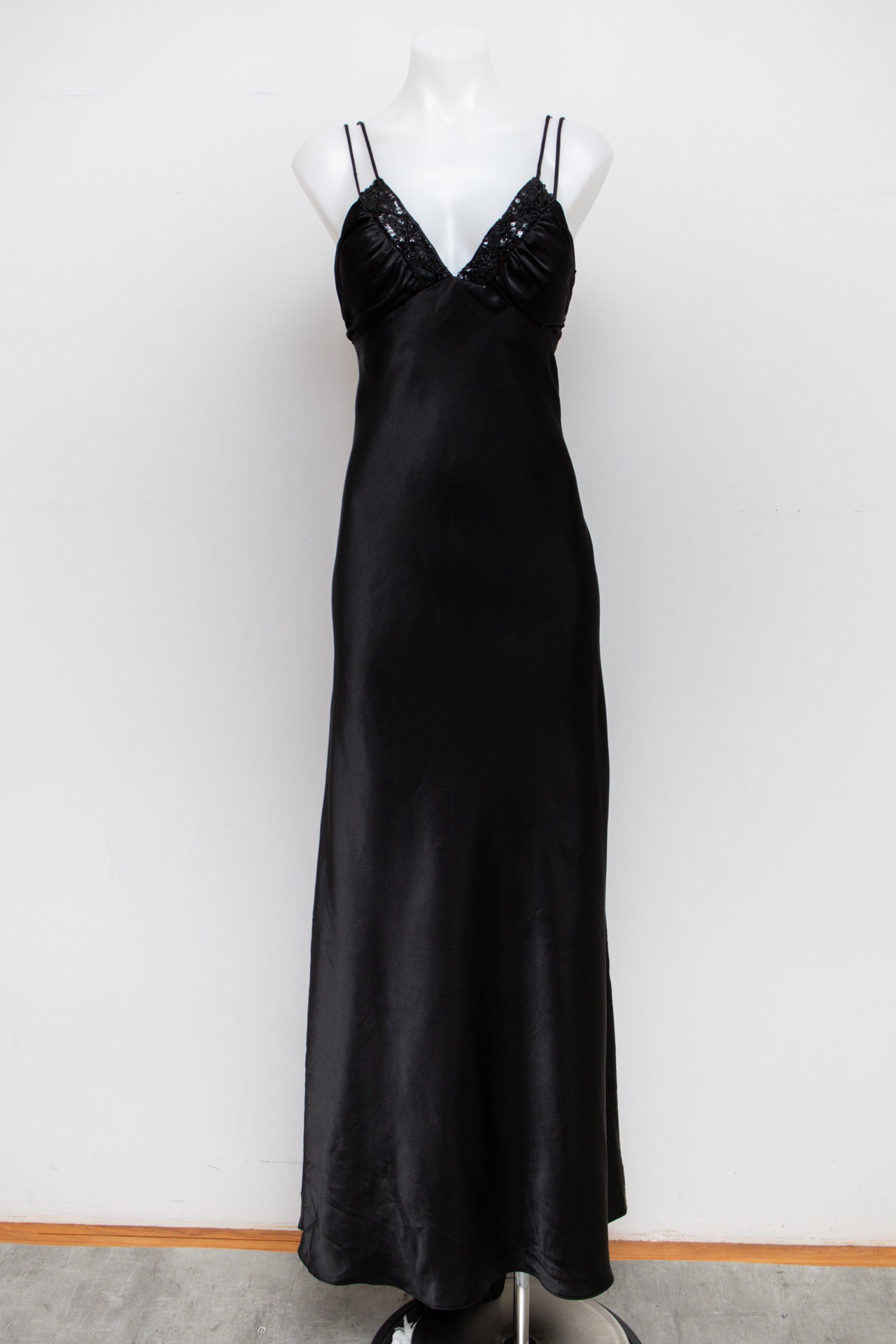 #105 Morgan & Co. Dress Black | c. 193 | Size 12