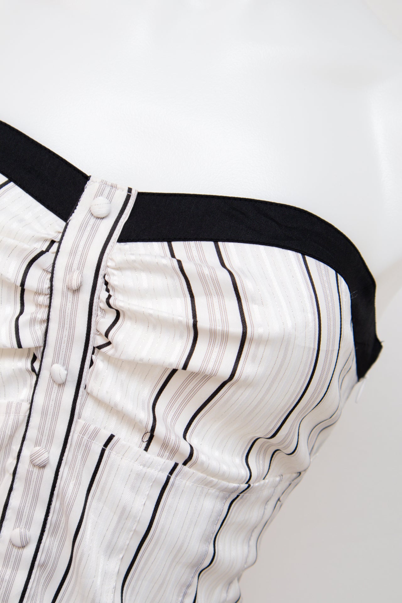 #019 Feathers Camisole Top White | c. 202 | Size 8