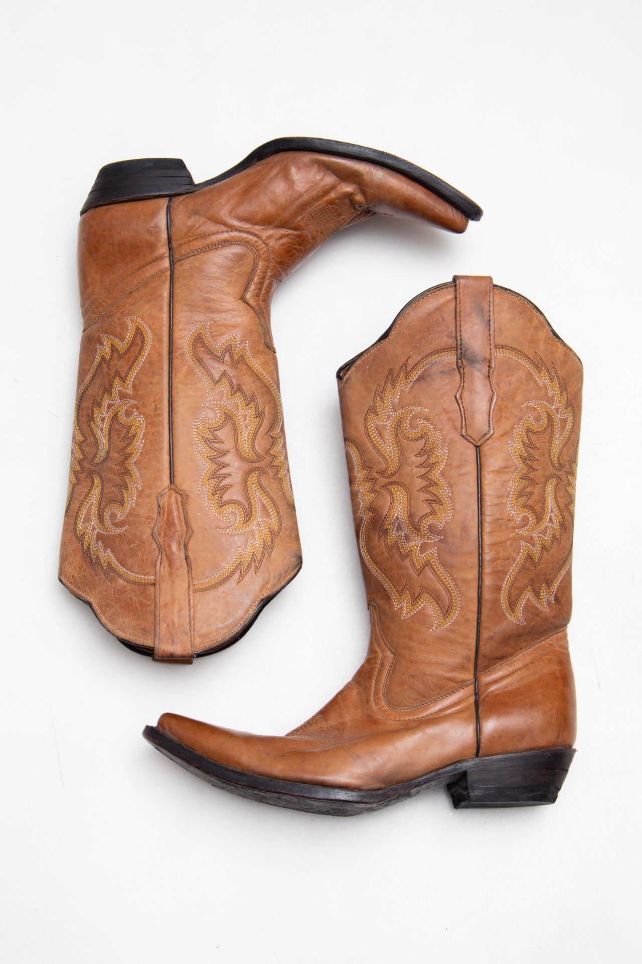 #156 None Brown | c. 201 | Size 7