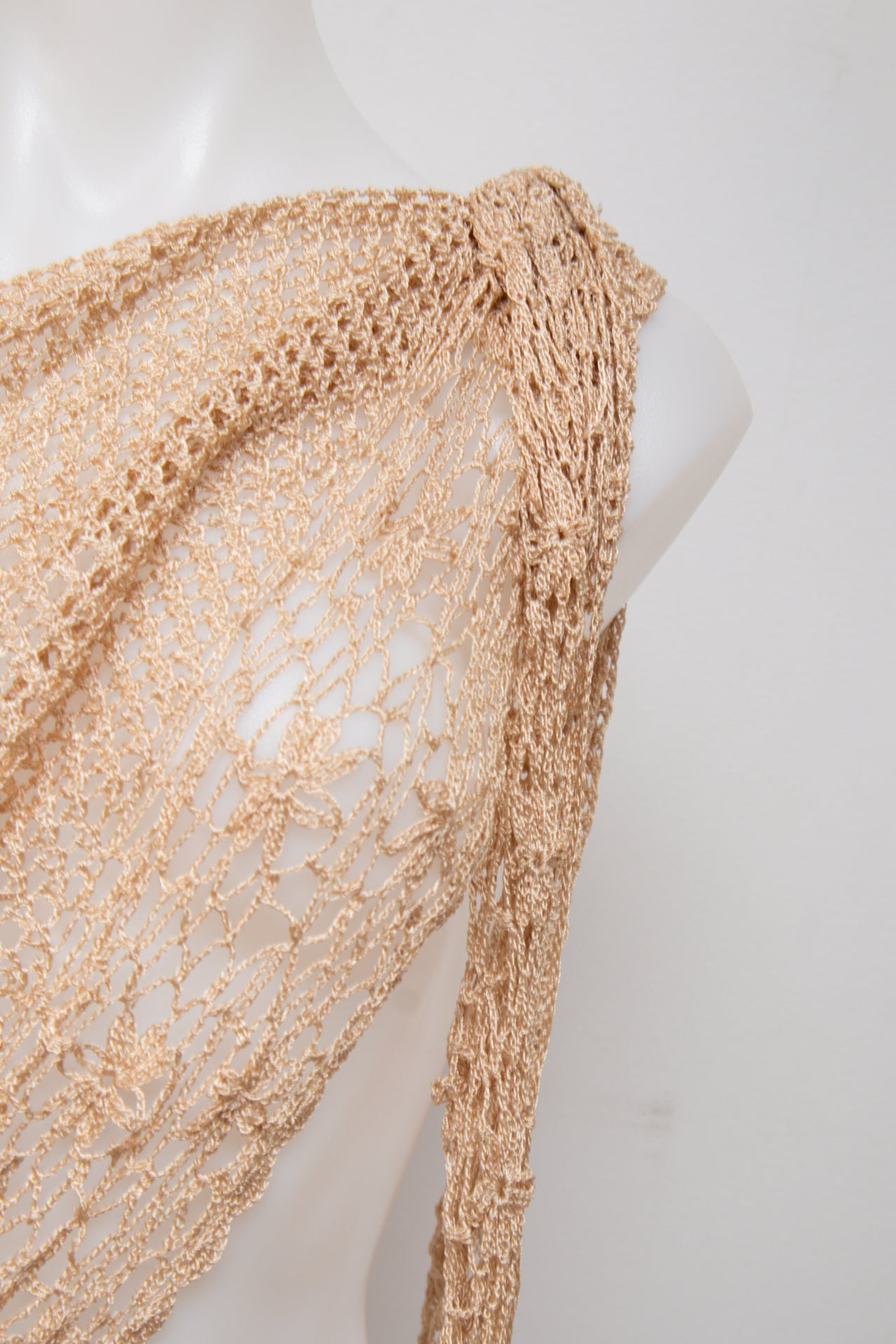 #063 Cami Top Gold | c. 203 | Size