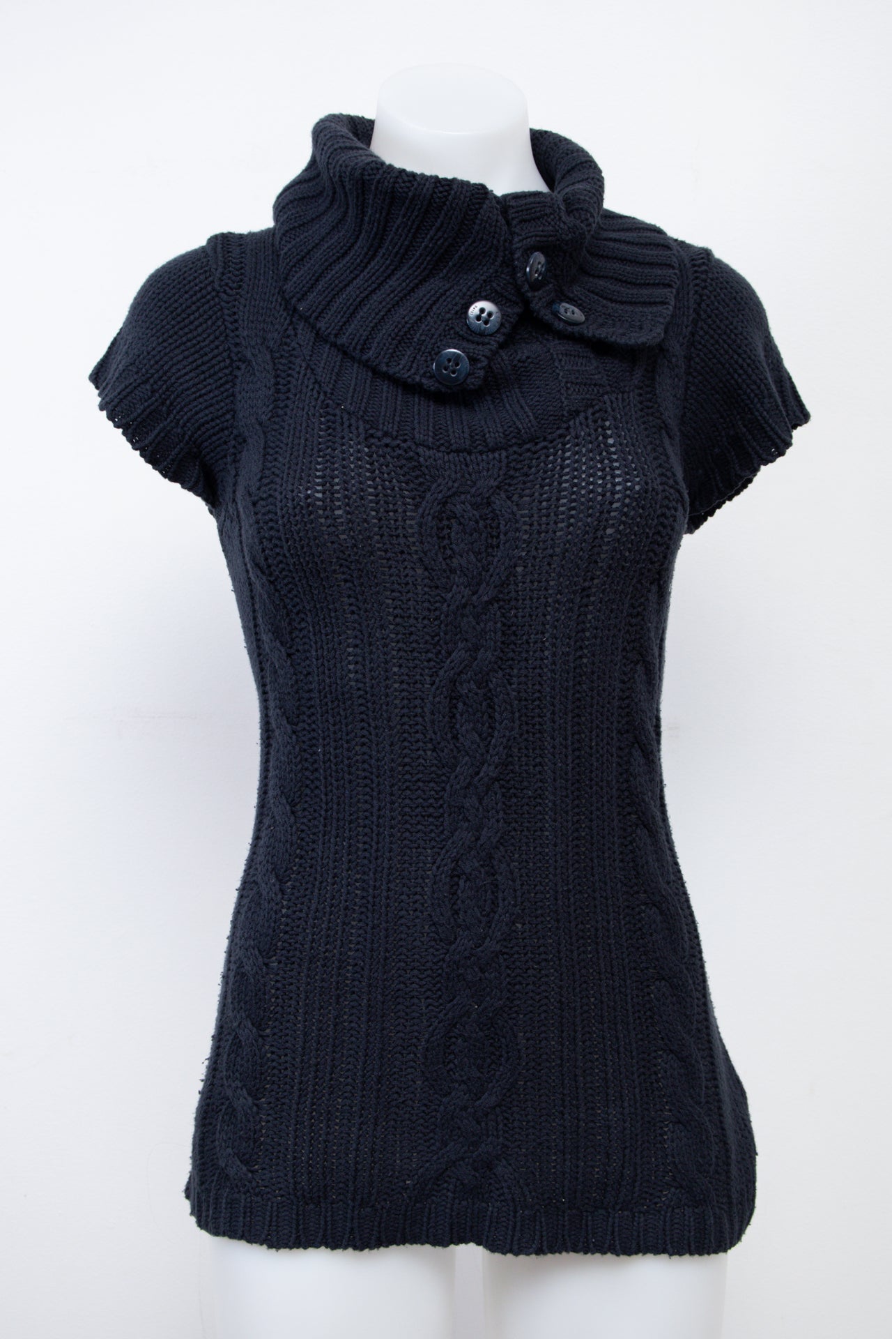 #104 Esprit T-shirt Navy | c. 207 | Size 10