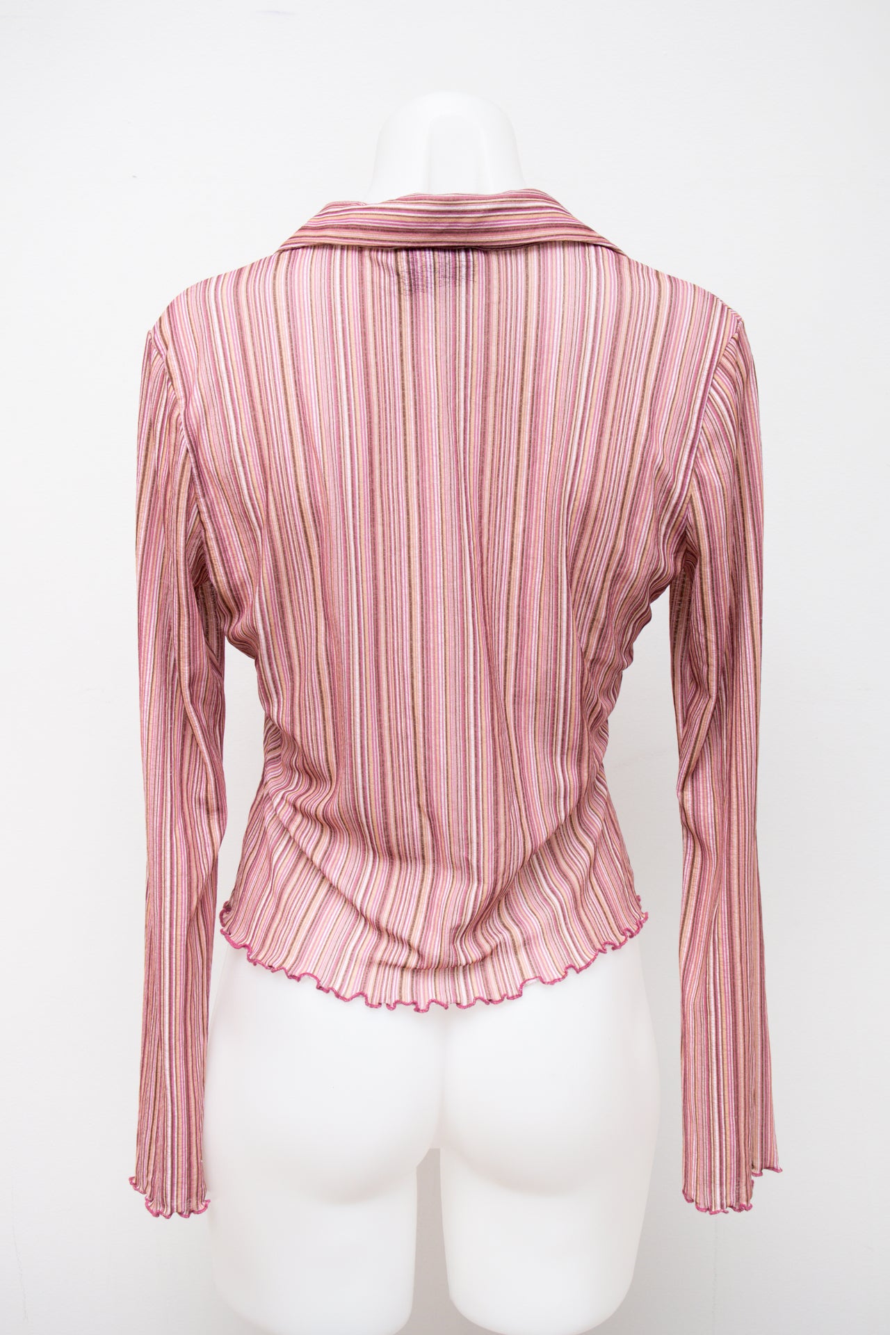 #69 No Boundaries T-shirt Pink | c. 197 | Size 10