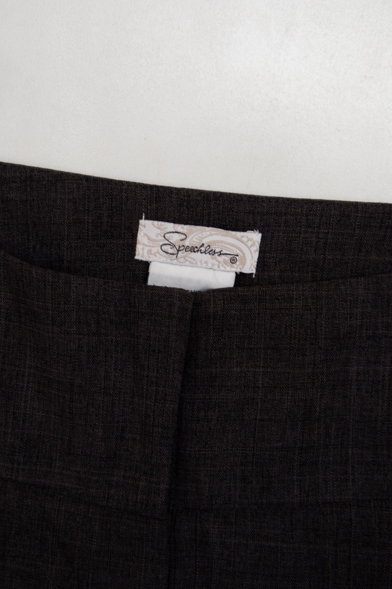 #111 Speechless Pants Gray | c. 203 | Size 23
