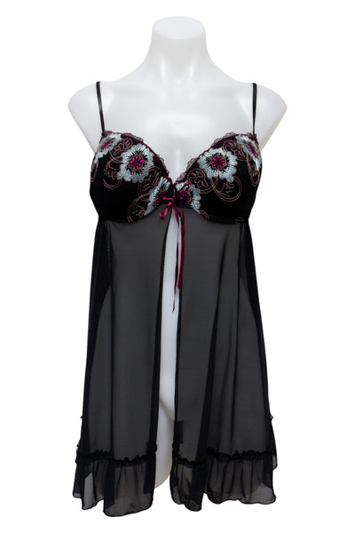 #94 Inner Secrets Camisole Black | c. 190 | Size 12/14DD