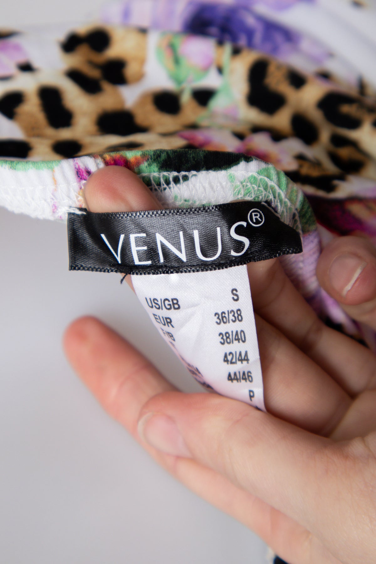 #019 Venus Halter Top Black | c. 207 | Size 8