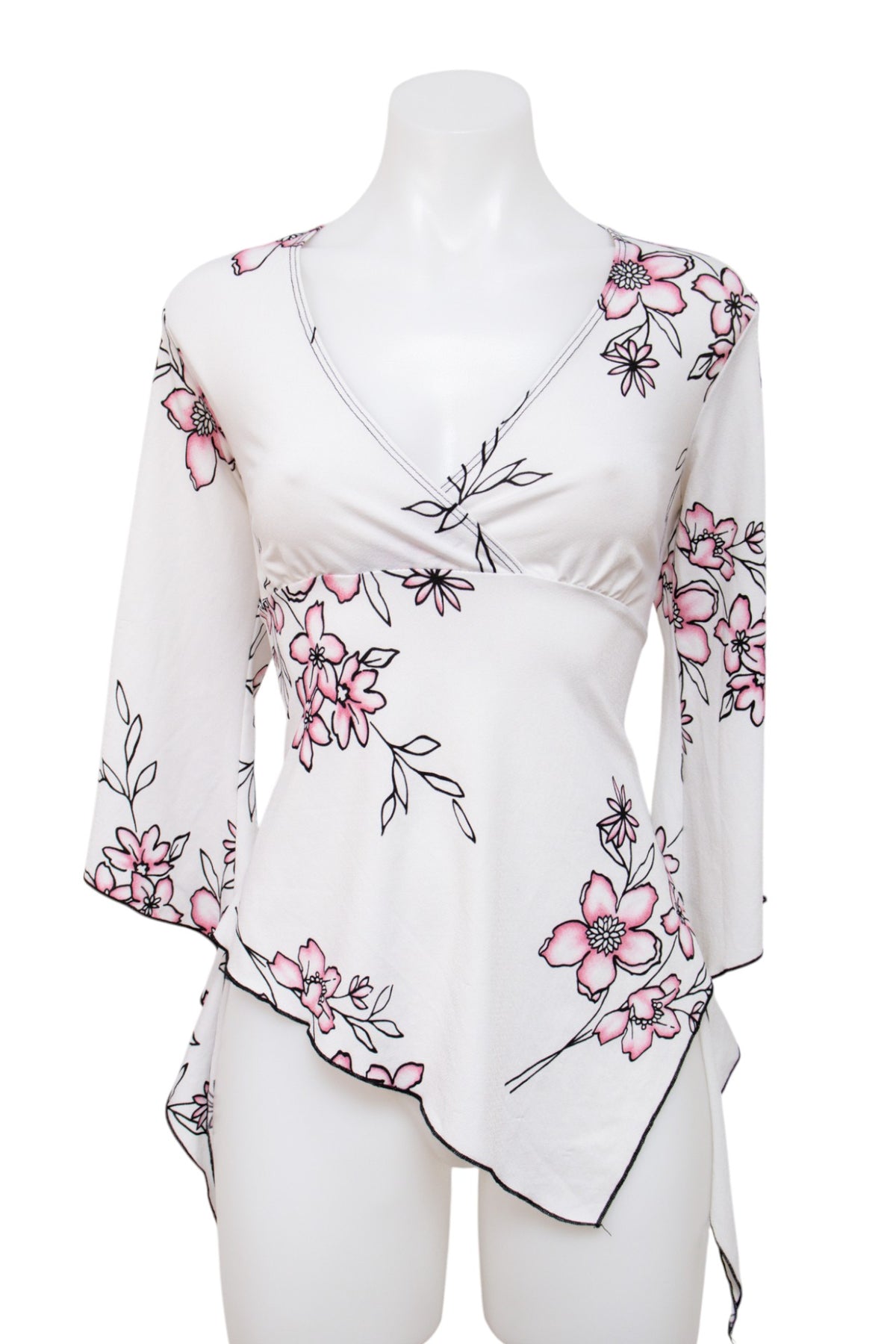 #122 Catty Long Sleeve White | c. 208 | Size 12