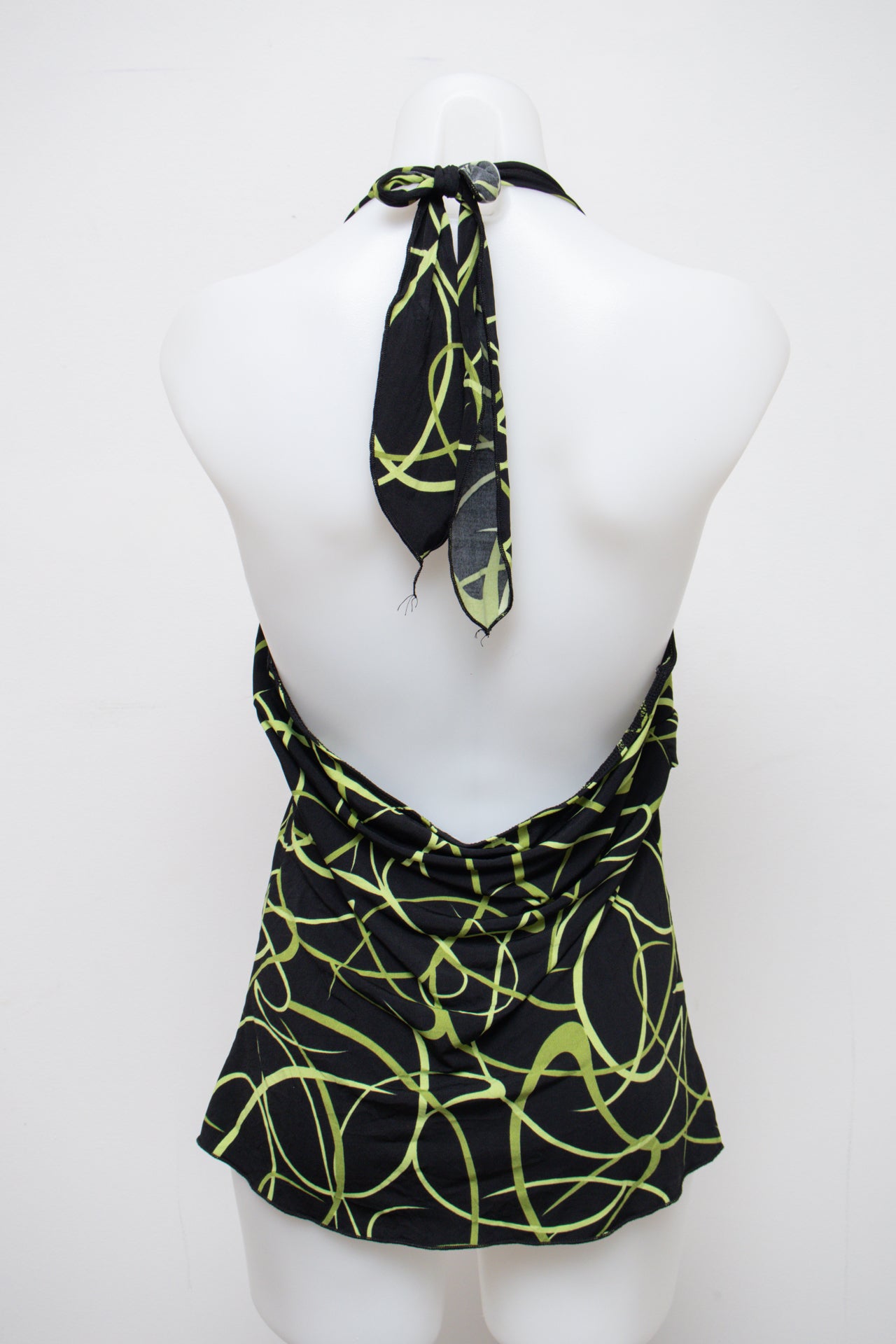 # Halter Top Black | c. 203 | Size 8