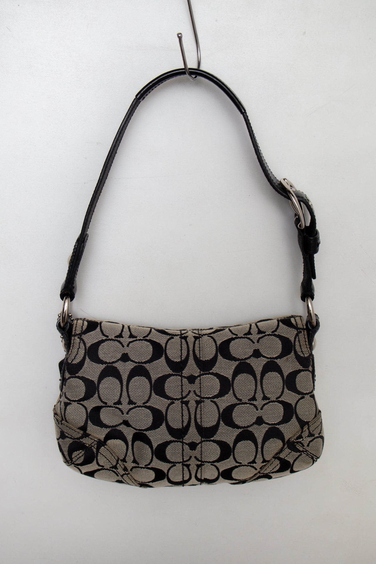 #194 Coach Soho bag Black | c. 196 | Size