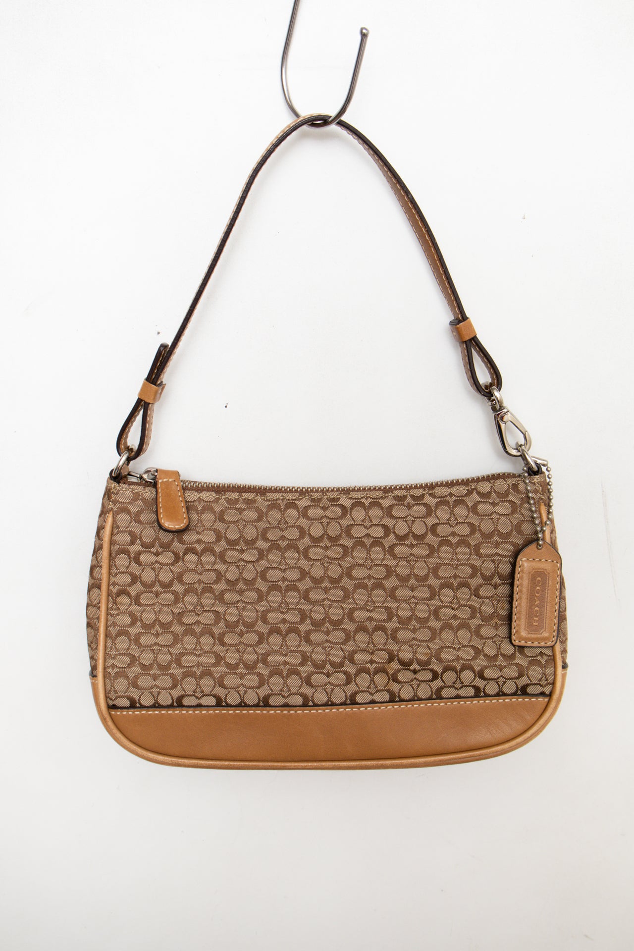 #208 Coach Shoulder Bag Brown | c. 190 | Size