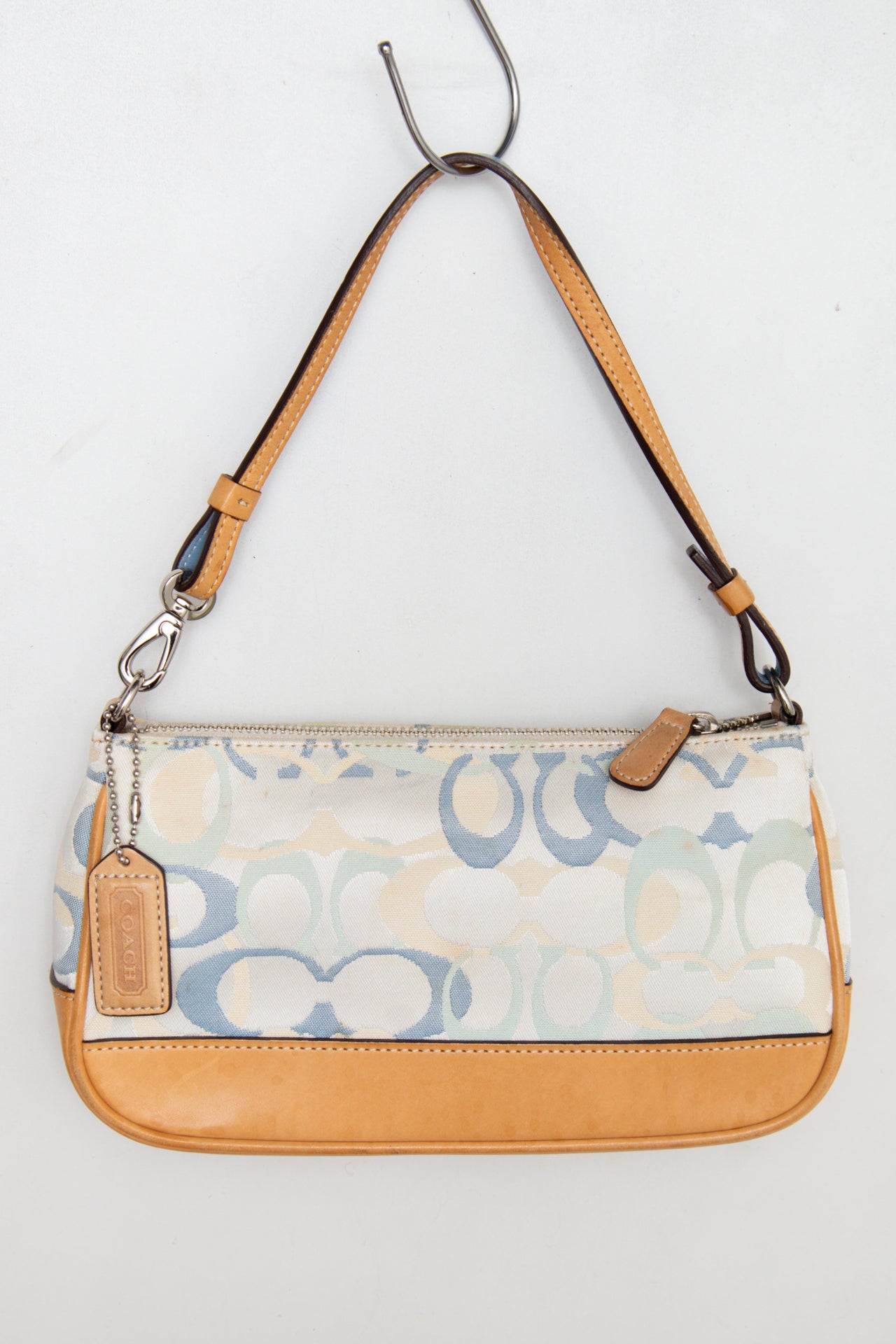 #167 Coach Shoulder Bag Beige | c. 187 | Size