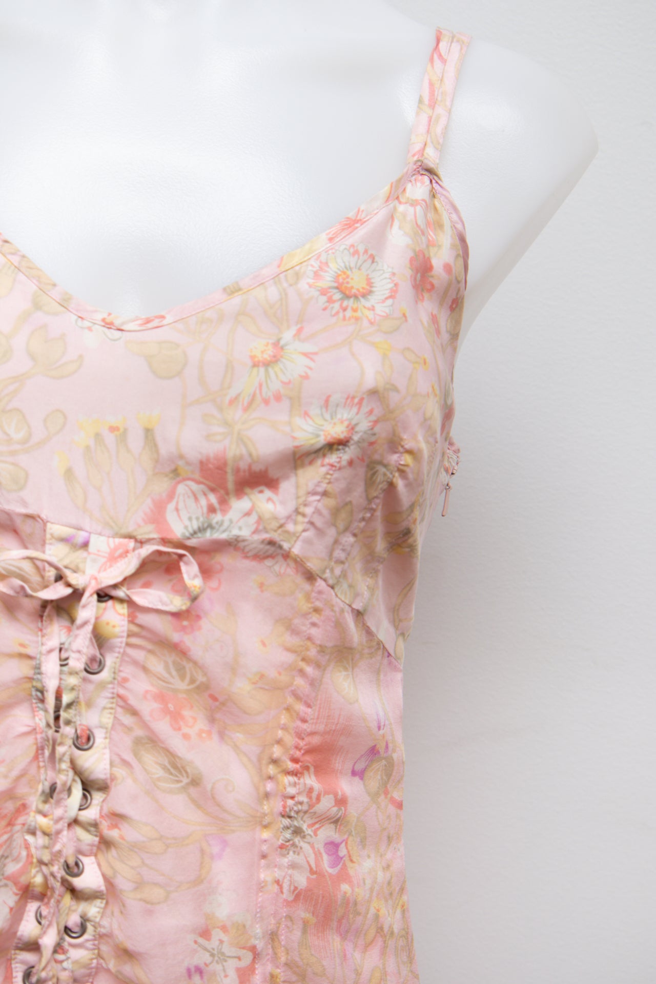 #134 Camisole Pink | c. 192 | Size 8/10