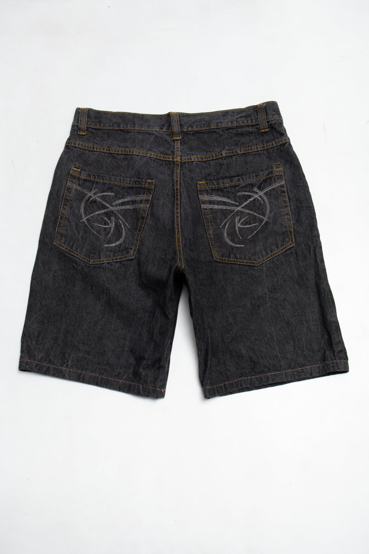 #111 Kani Denim Shorts Black | c. 181 | Size 10