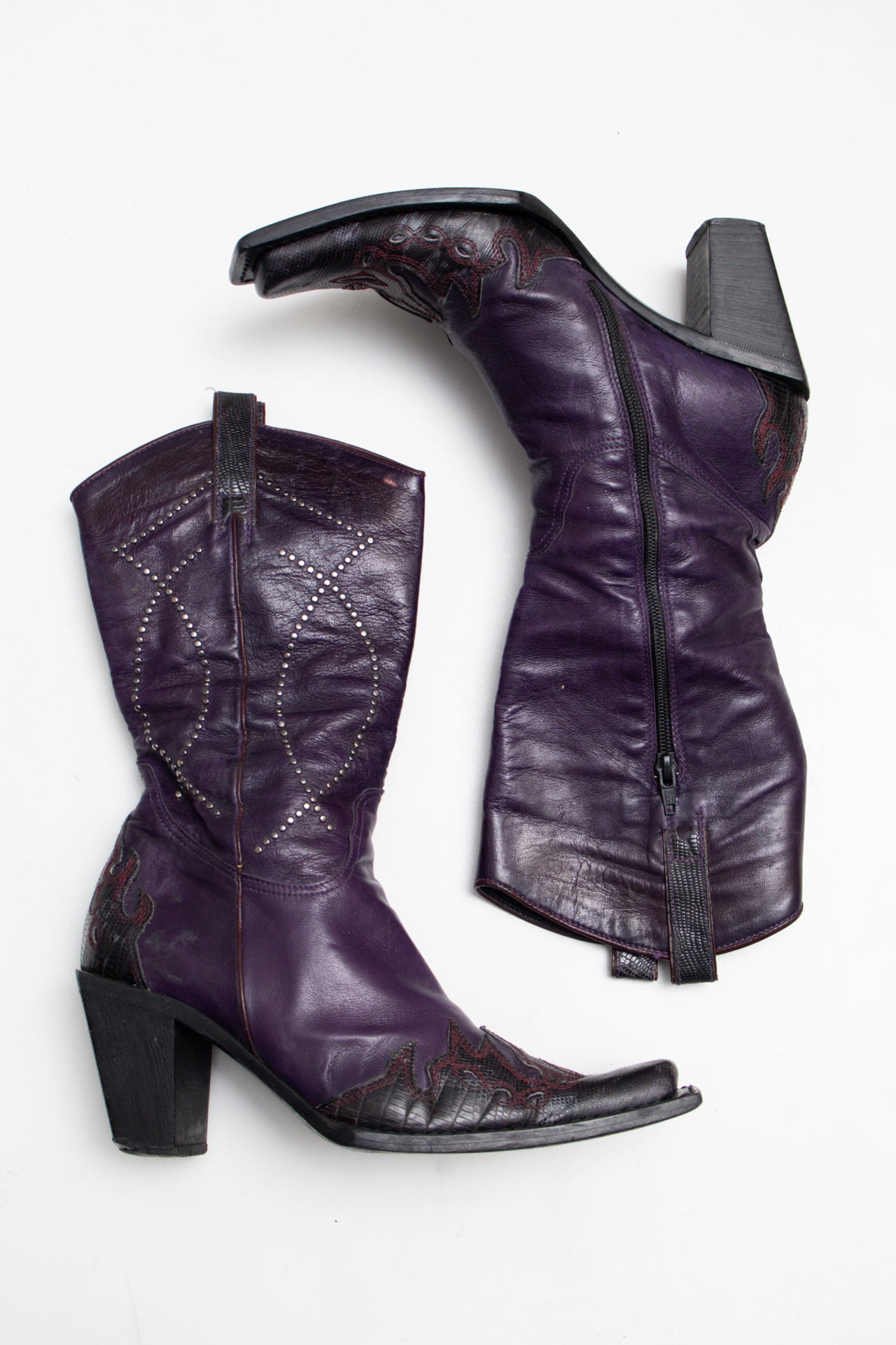 #179 None Purple | c. 203 | Size 8