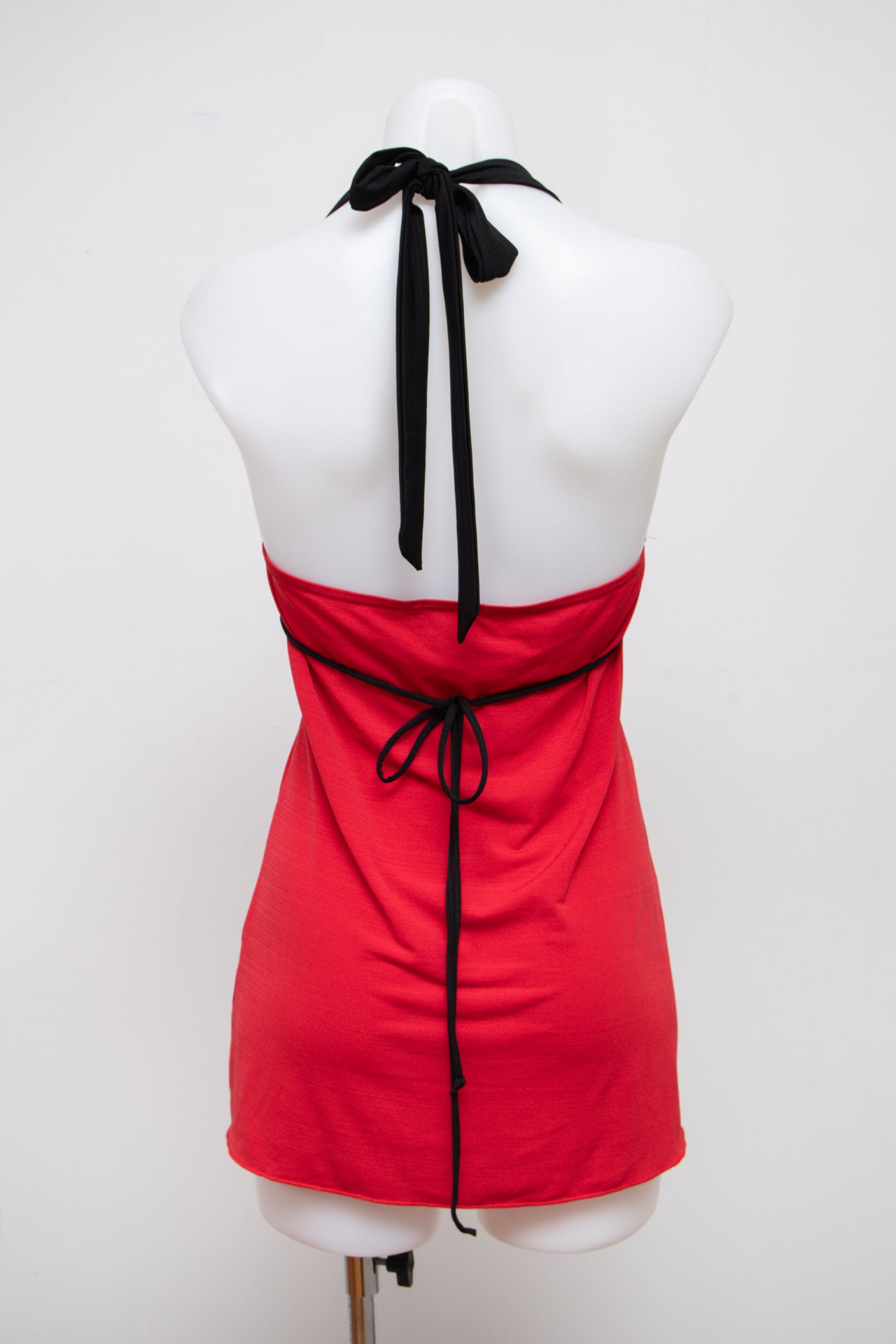#027 Bcx Halter Red | c. 213 | Size 8