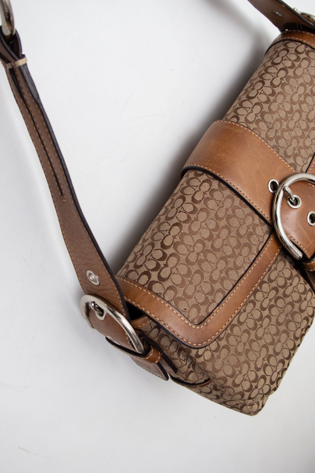 #189 Coach Shoulder Bag Brown | c. 202 | Size