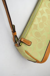 #191 Coach Shoulder Bag Green | c. 202 | Size