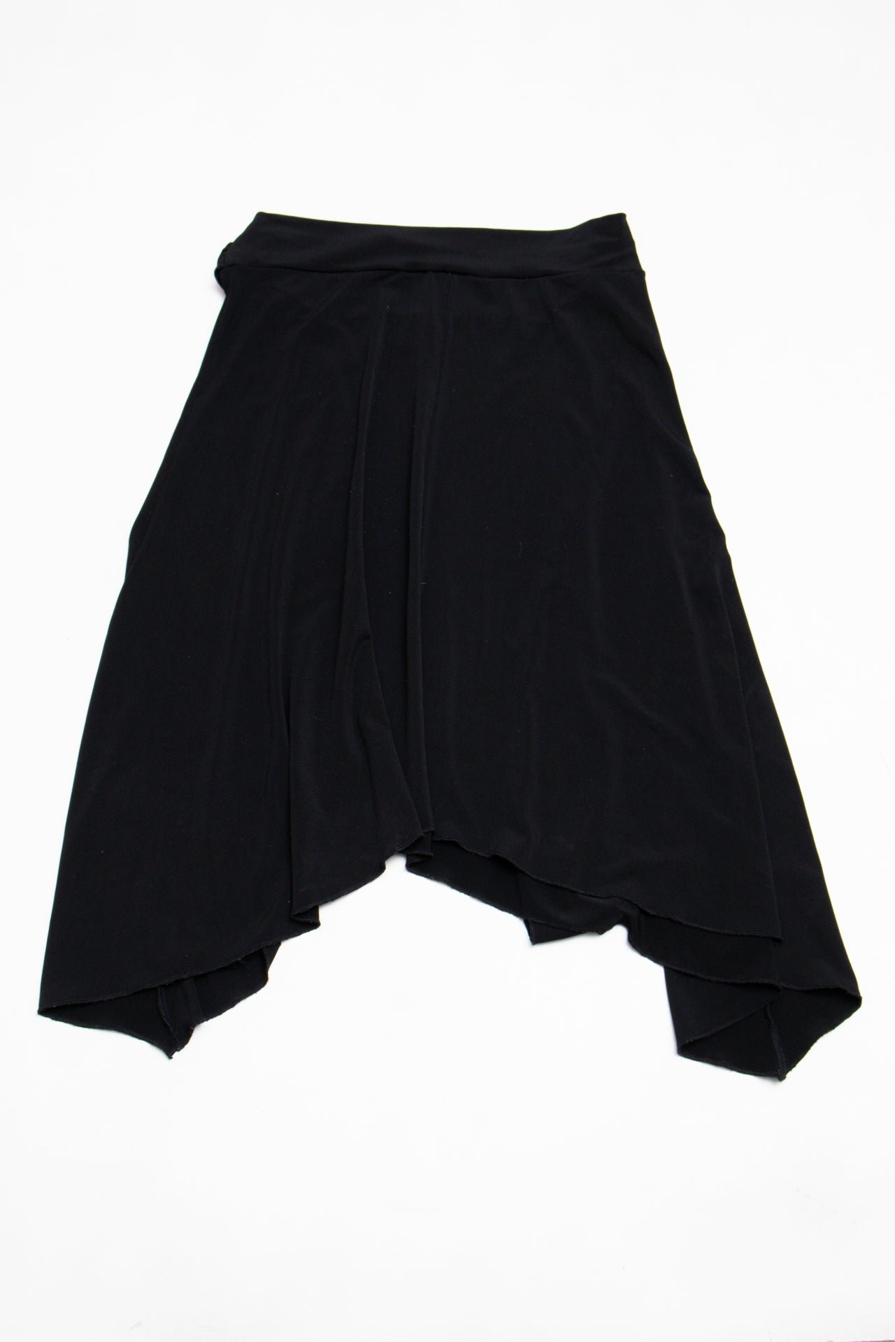 #098 Skirt Black | c. 203 | Size 6