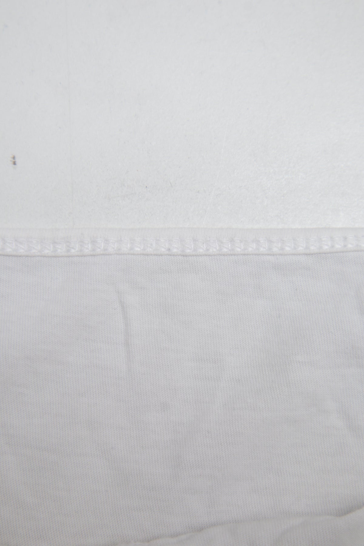 #075 Cami White | c. 209 | Size 6