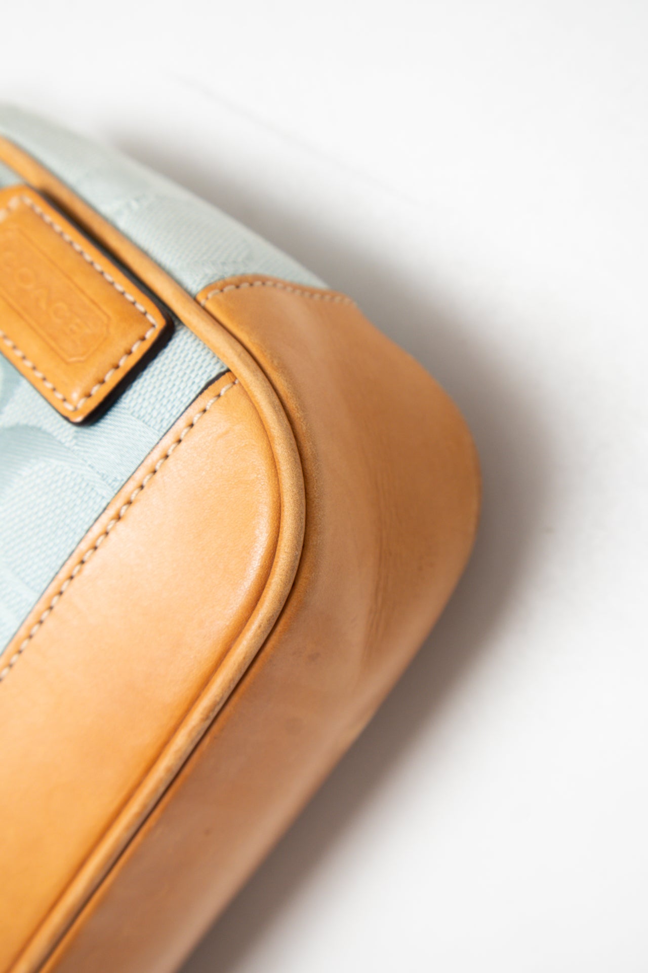 #167 Coach Shoulder Bag Blue | c. 183 | Size