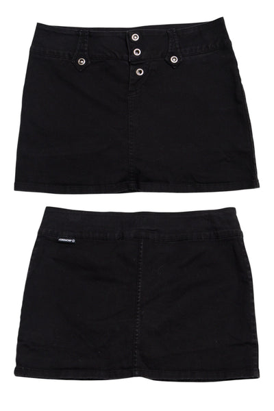 #150 Jordache Mini Skirt Black | c. 200 | Size 8