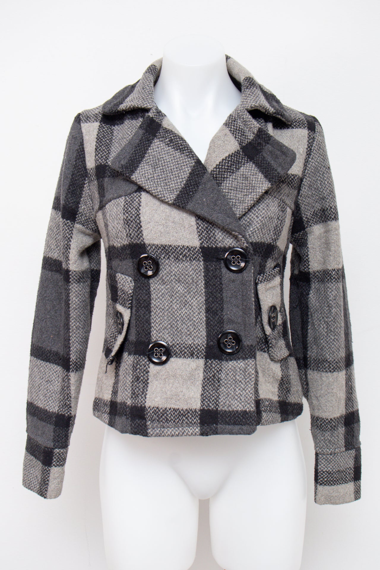 #105 deb Jacket Gray | c. 195 | Size 8