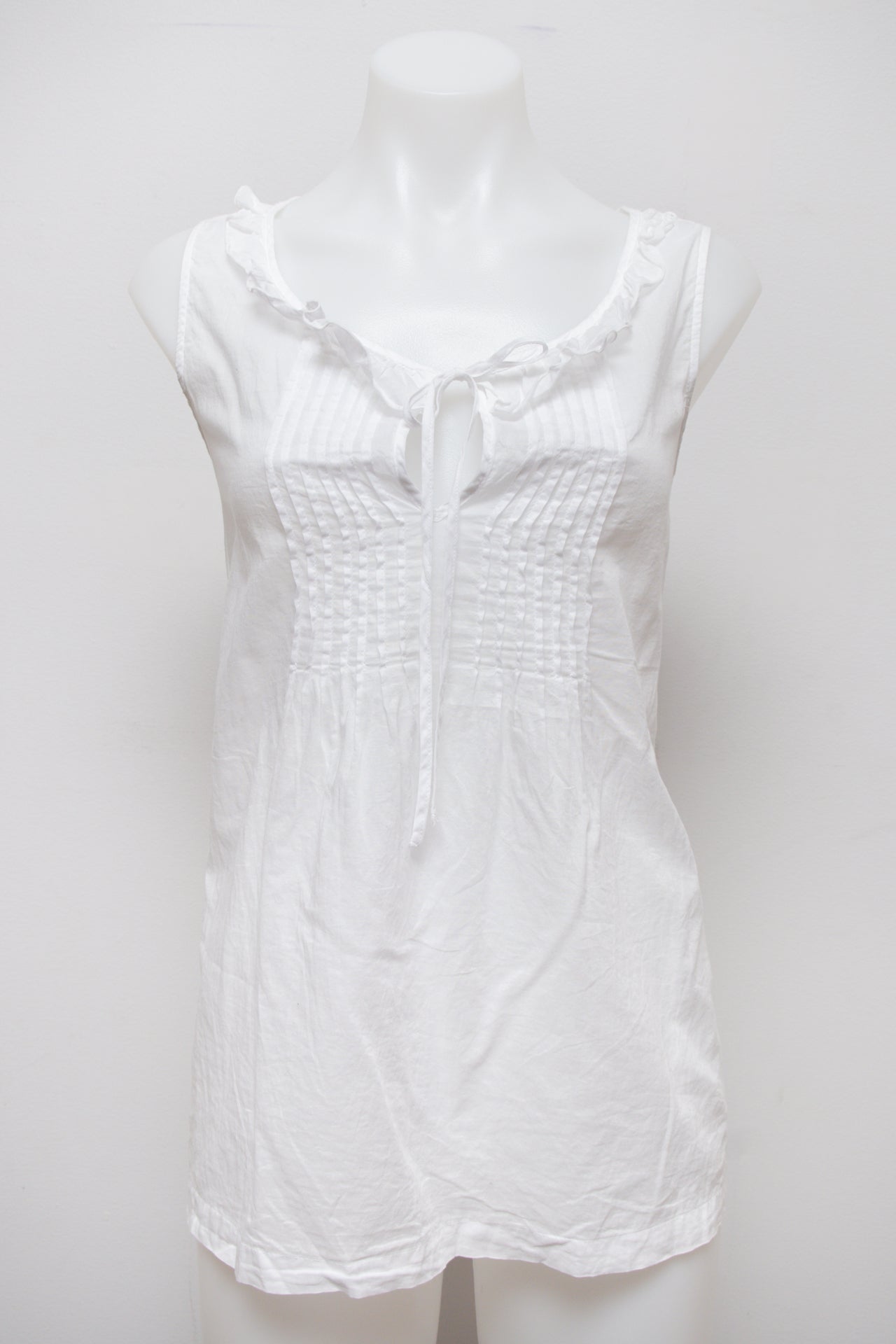 #38 Gap Cami Top White | c. 189 | Size 14/16