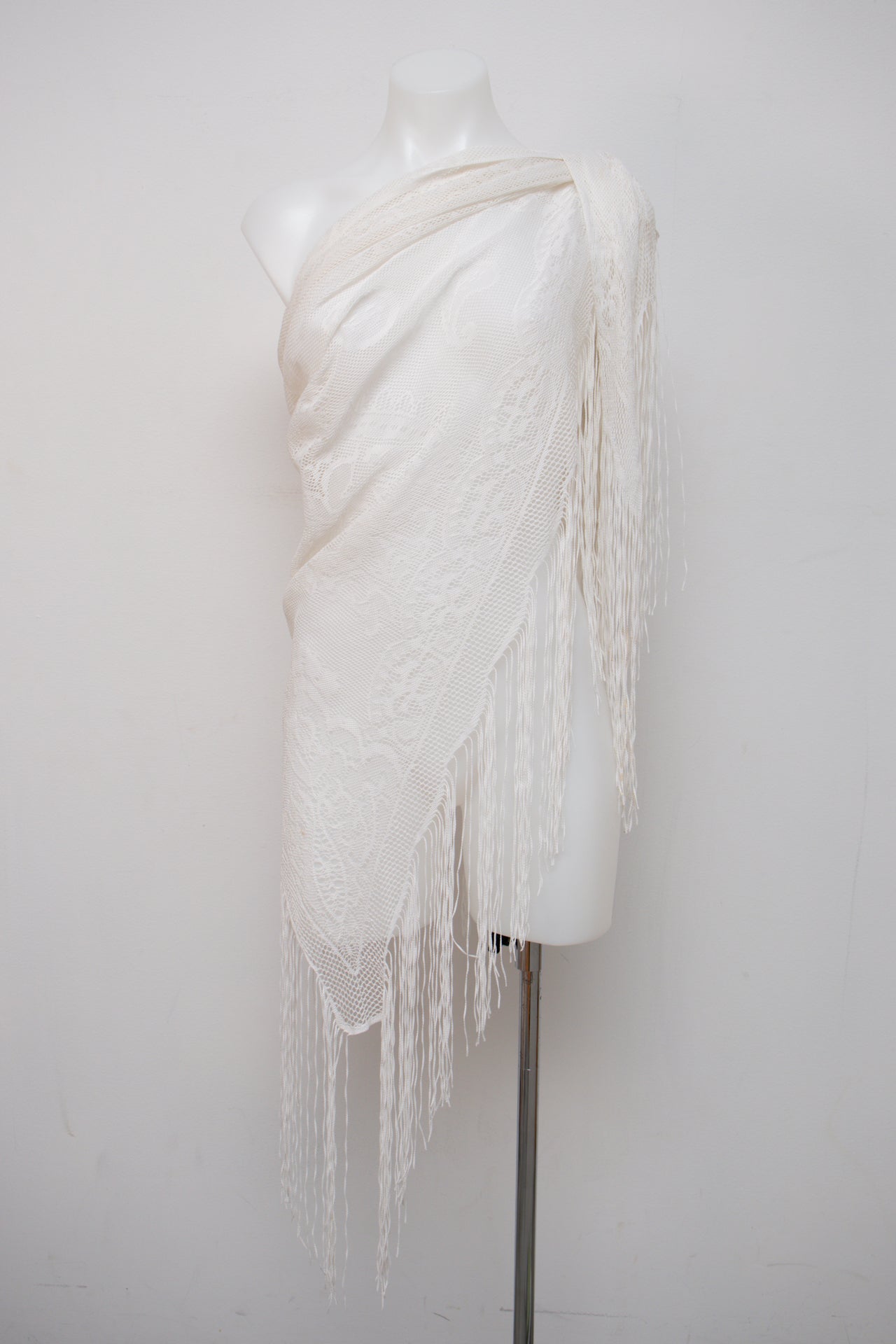 #061 Camisole White | c. 203 | Size
