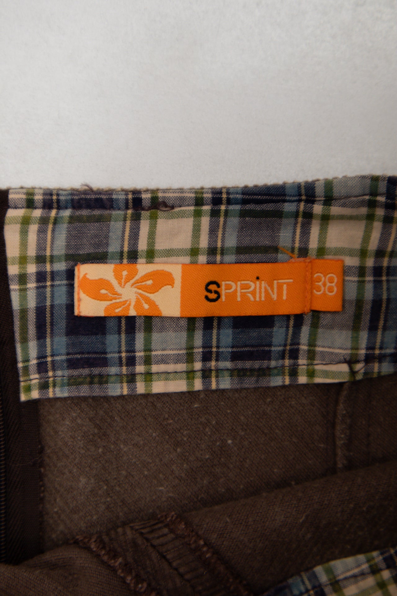 #176 Sprint Skirt Brown | c. 197 | Size 8