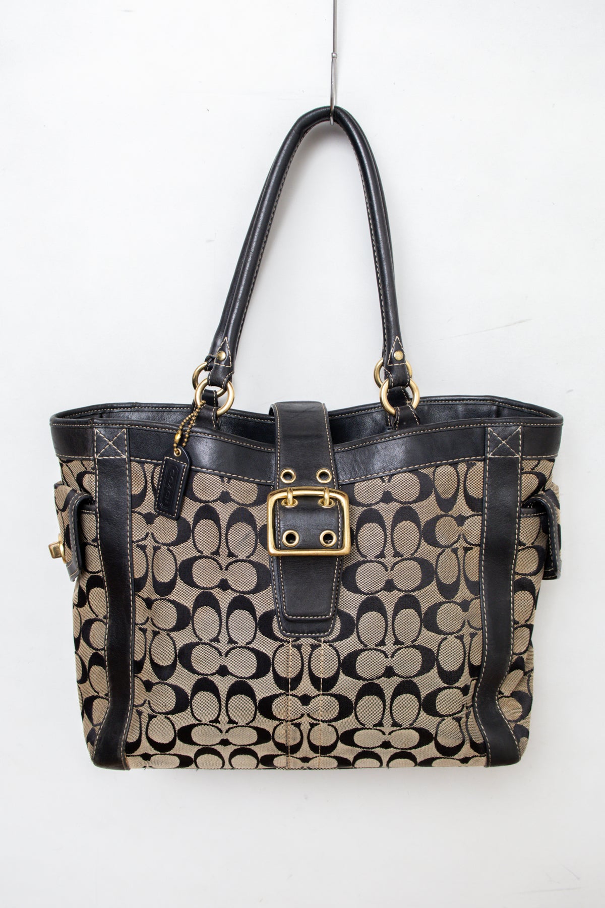 #191 Coach Shoulder Bag Black | c. 207 | Size